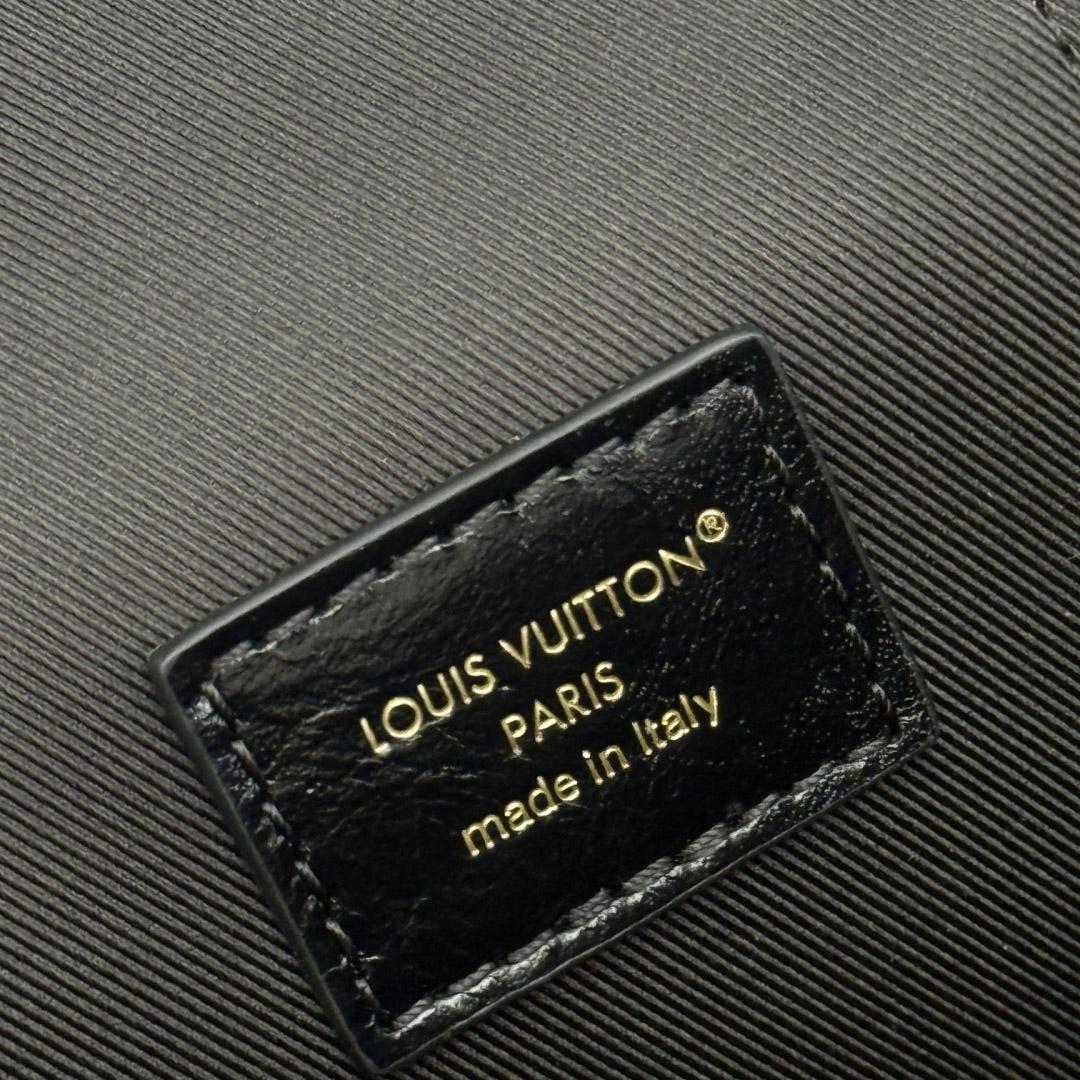Louis Vuitton Vanity Chain Pouch M27049 - DesignerGu