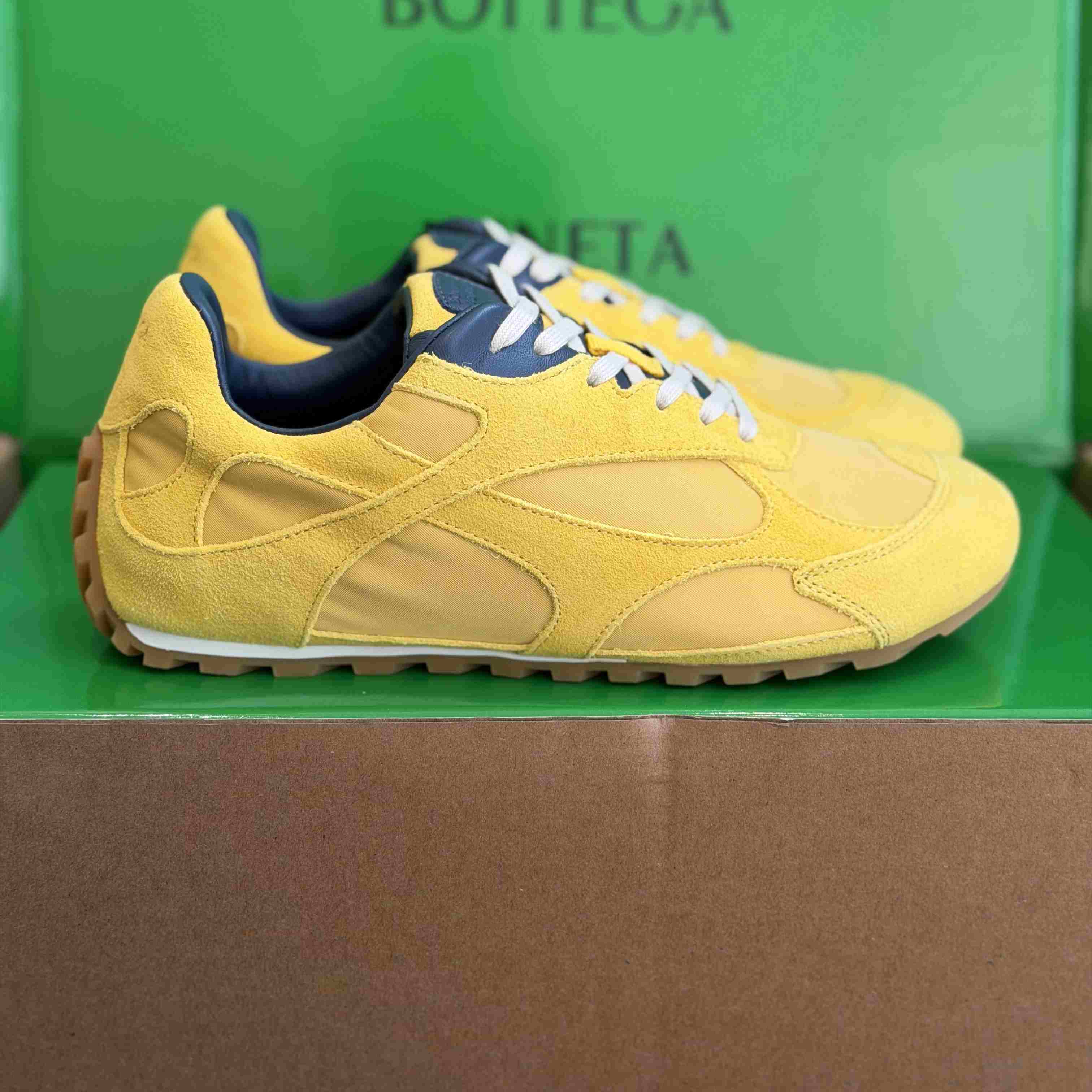 Bottega Veneta Orbit Flash Sneaker - DesignerGu