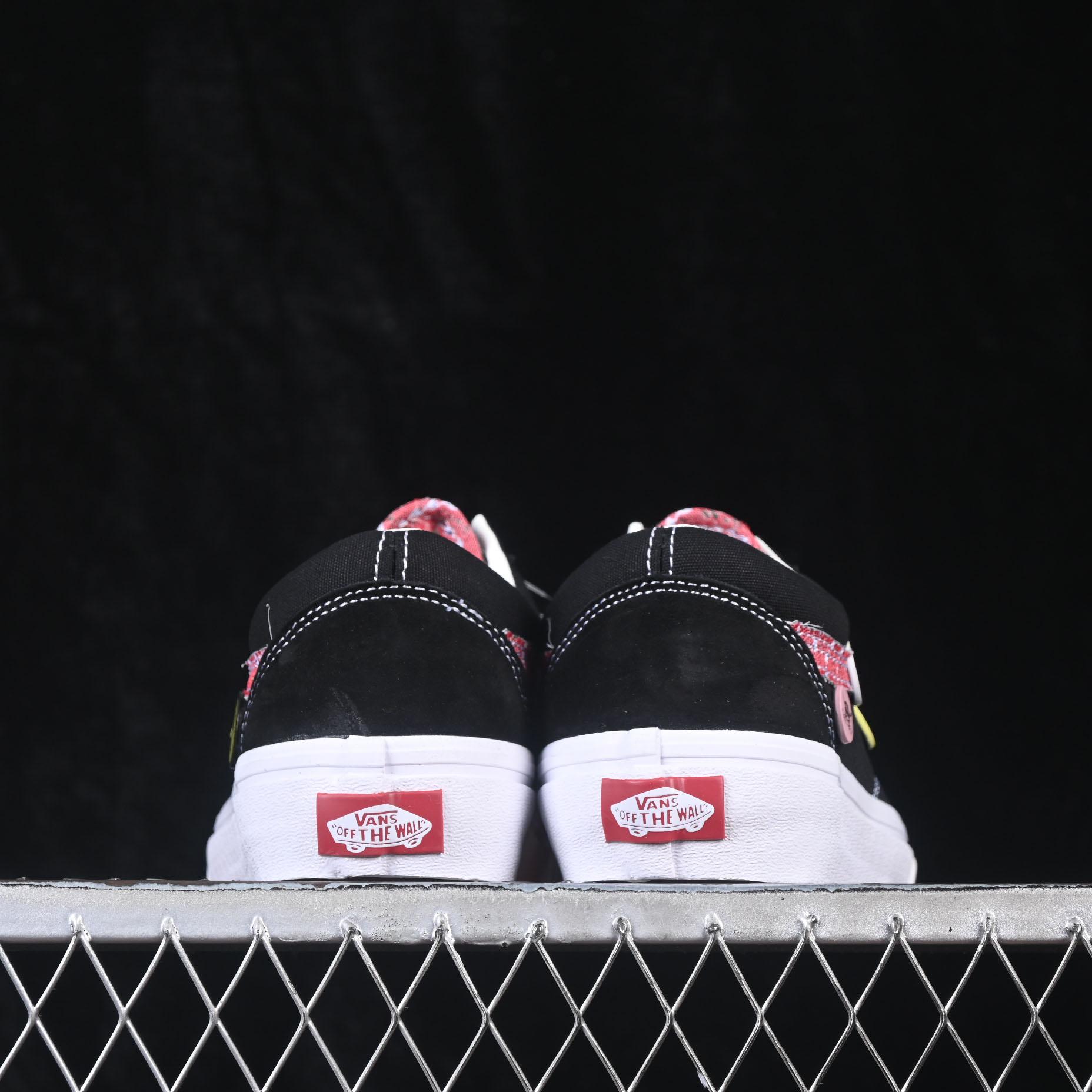 Vans Old Skool Pinned  Sneaker - DesignerGu