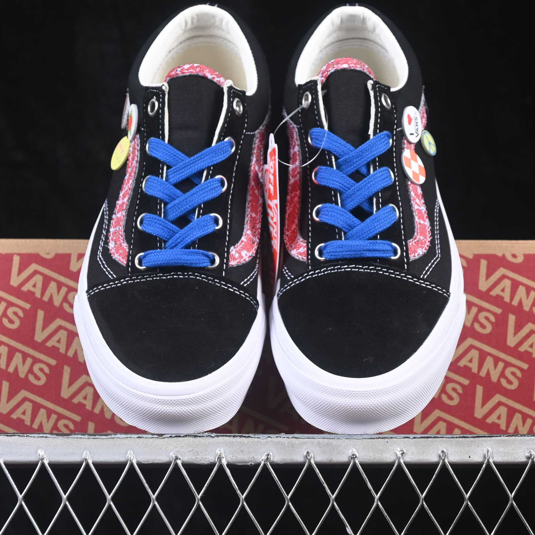 Vans Old Skool Pinned  Sneaker - DesignerGu