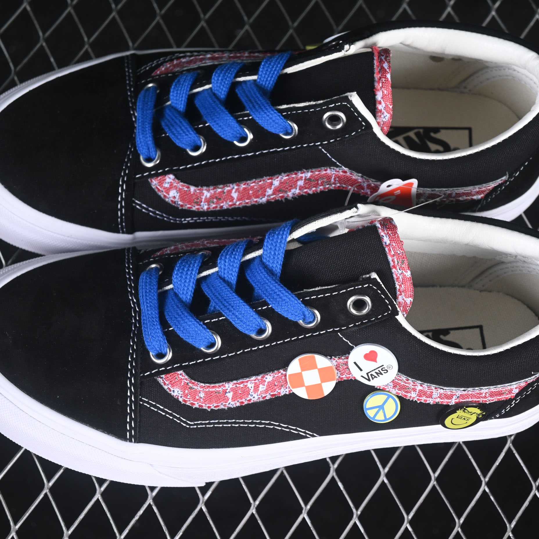 Vans Old Skool Pinned  Sneaker - DesignerGu