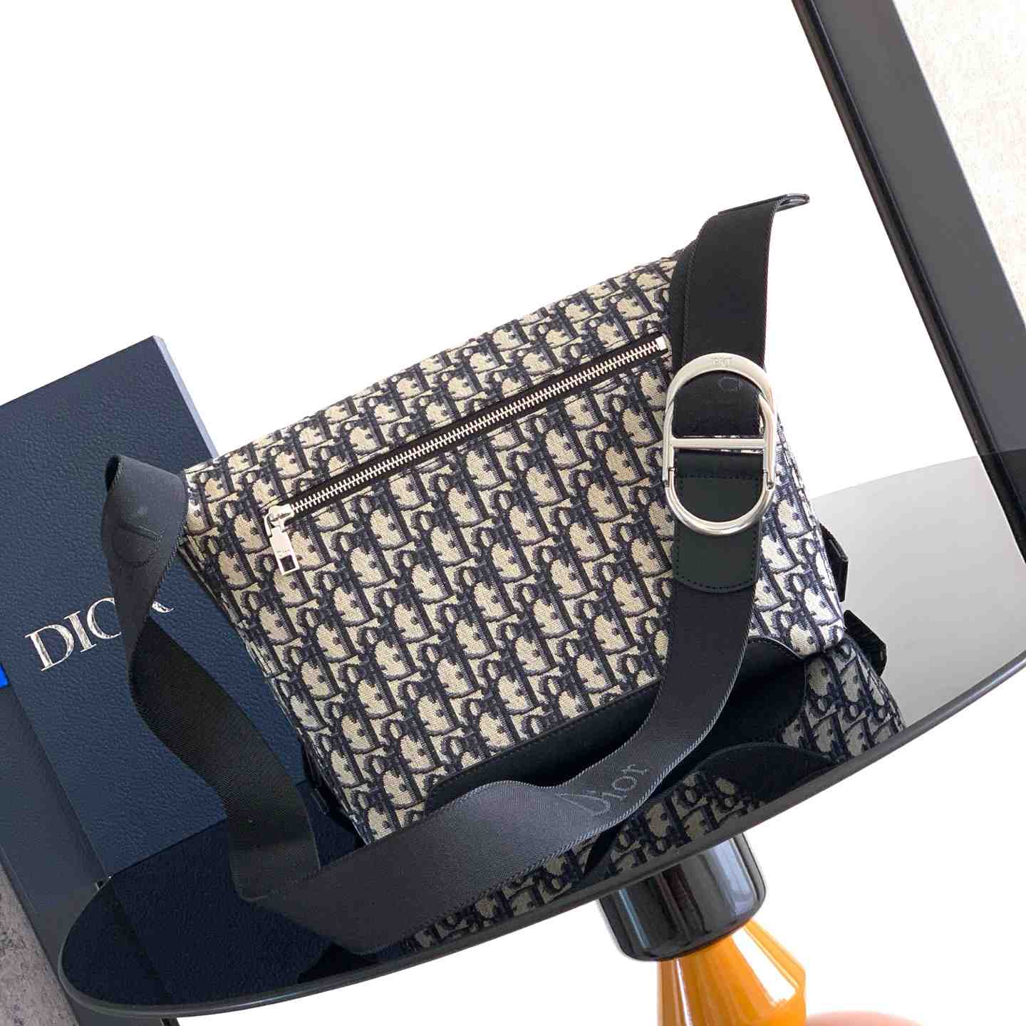 Dior Small Dior Jett Messenger Bag With Flap - DesignerGu
