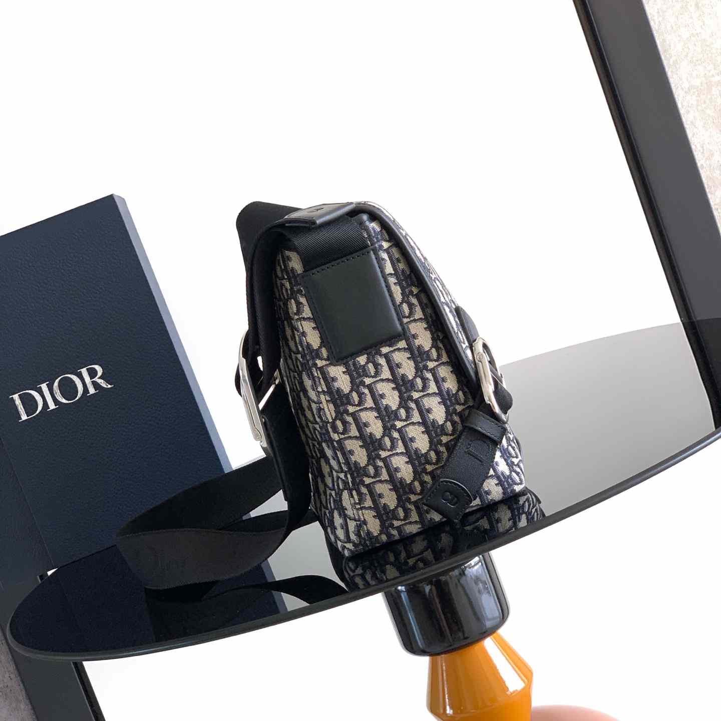 Dior Small Dior Jett Messenger Bag With Flap - DesignerGu