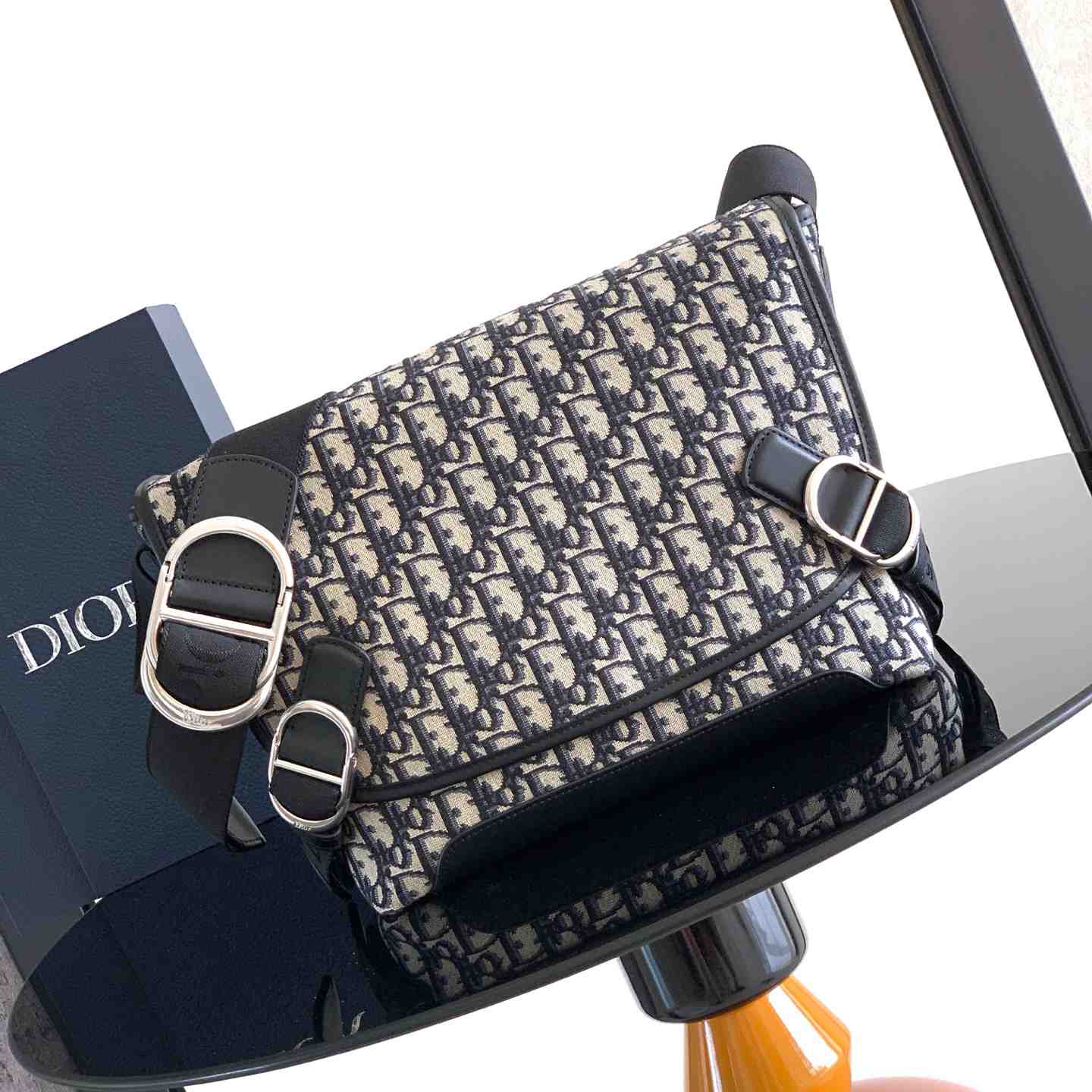 Dior Small Dior Jett Messenger Bag With Flap - DesignerGu