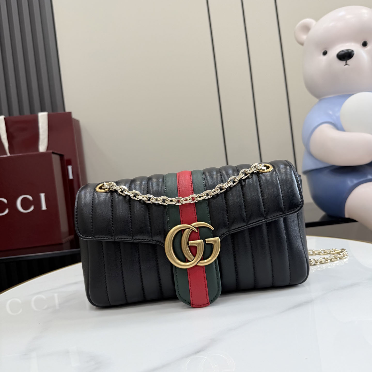 Gucci Jetset GG Marmont Medium Shoulder Bag A005XW - DesignerGu