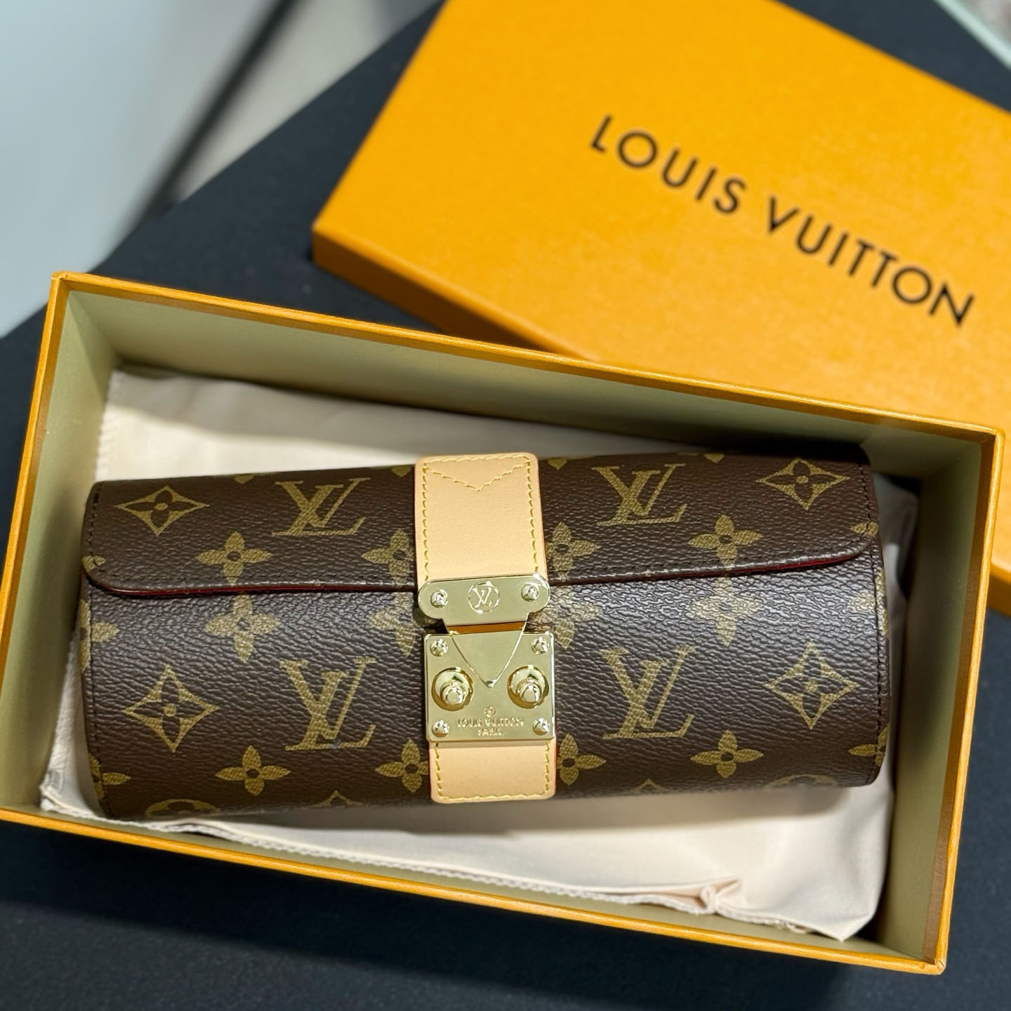 Louis Vuitton Jewelry Case - DesignerGu