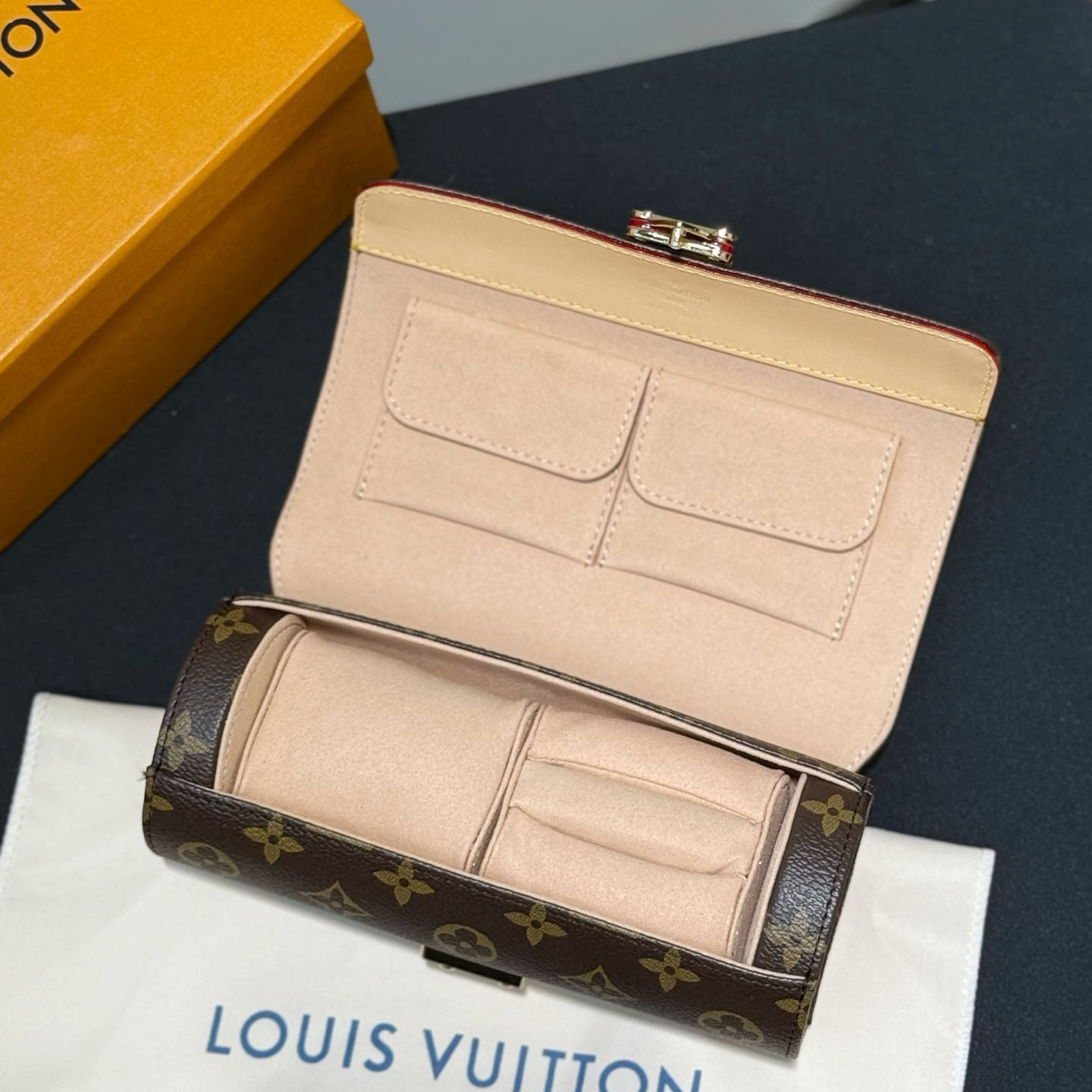 Louis Vuitton Jewelry Case - DesignerGu