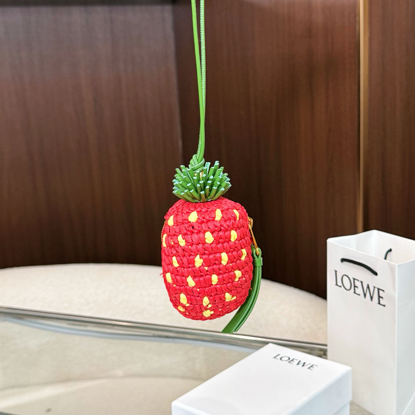 Loewe Strawberry Coin Purse In Raffia And Classic Calfskin - DesignerGu