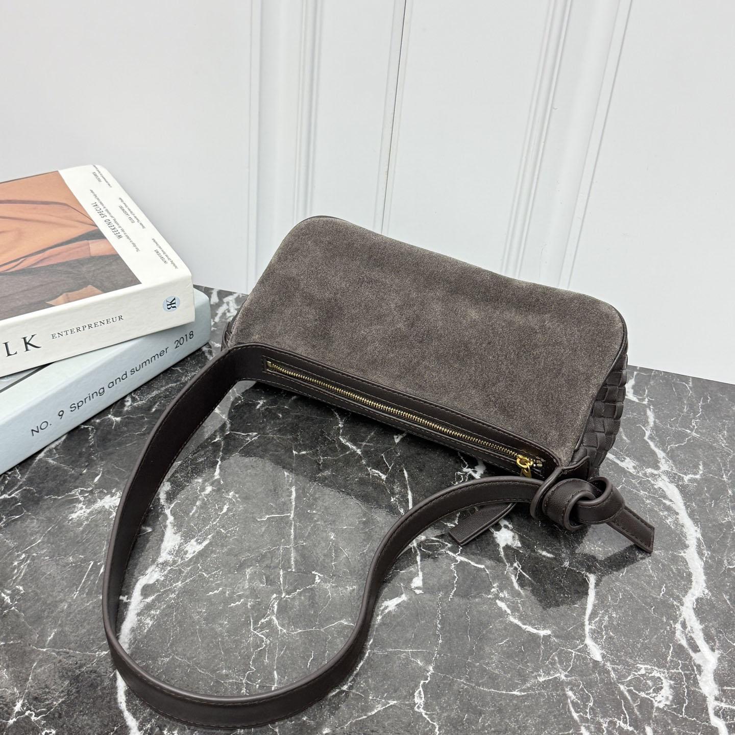 Bottega Veneta Nodo Shoulder Bag  - DesignerGu