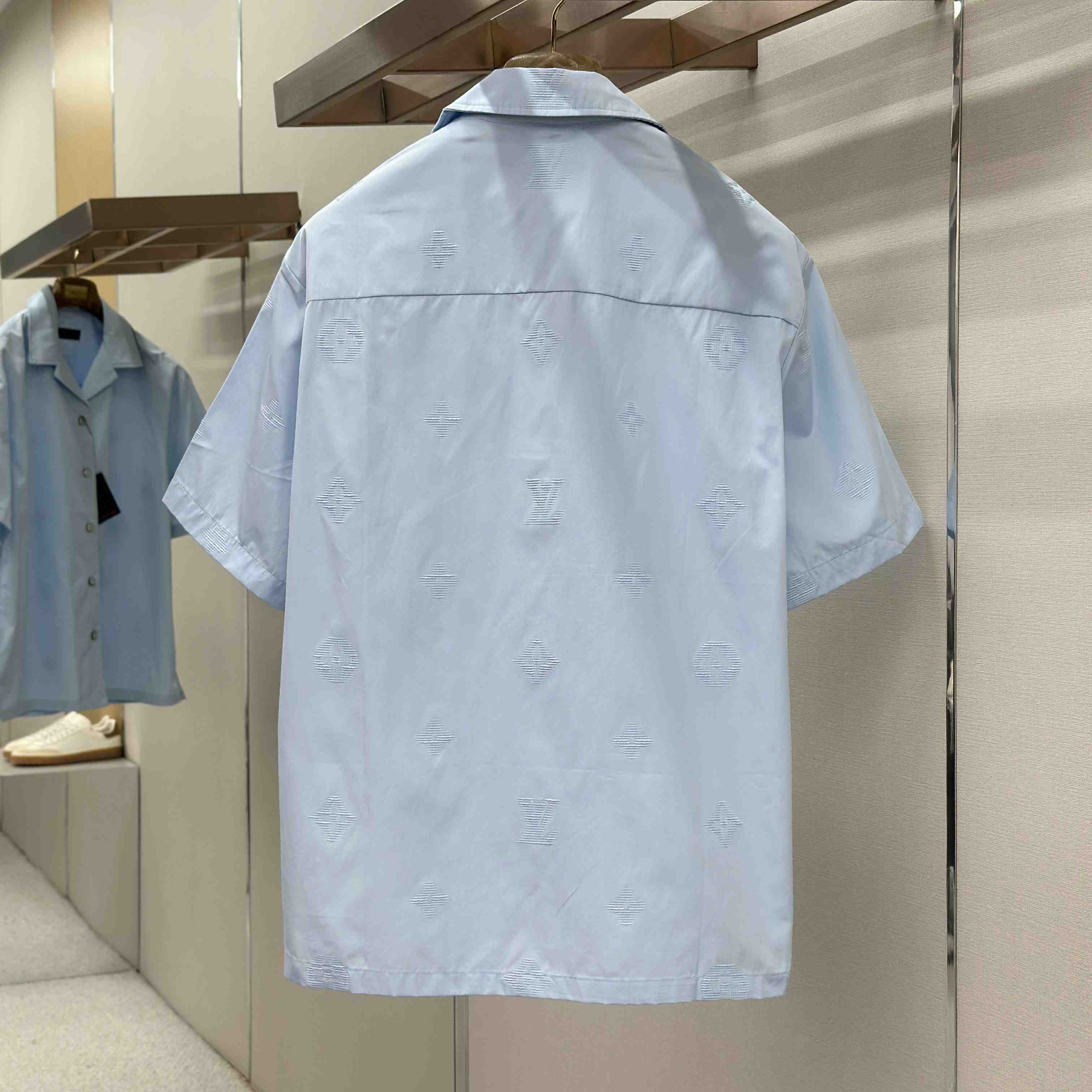 Louis Vuitton Monogram Bouclette Open Collar Short-Sleeved Shirt 1AK7AE - DesignerGu