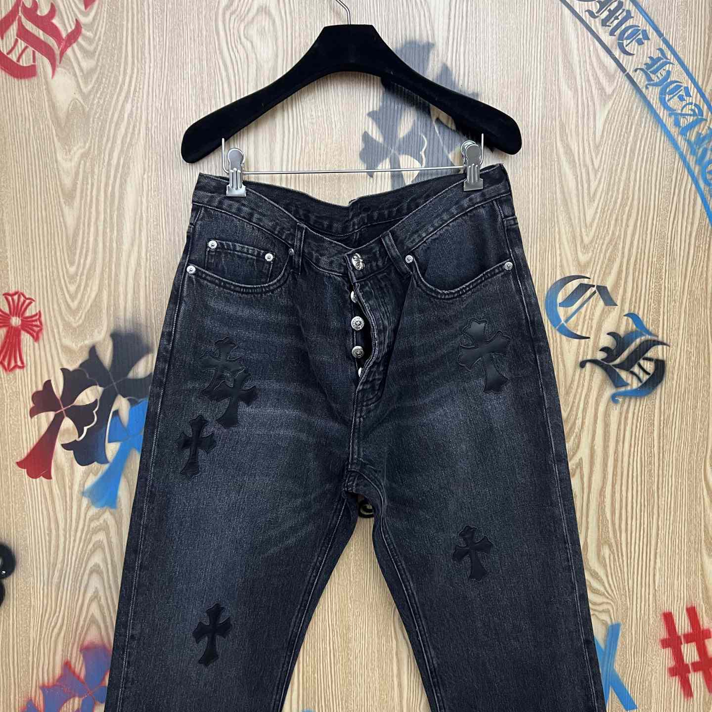 Chrome Hearts  Jeans  - DesignerGu