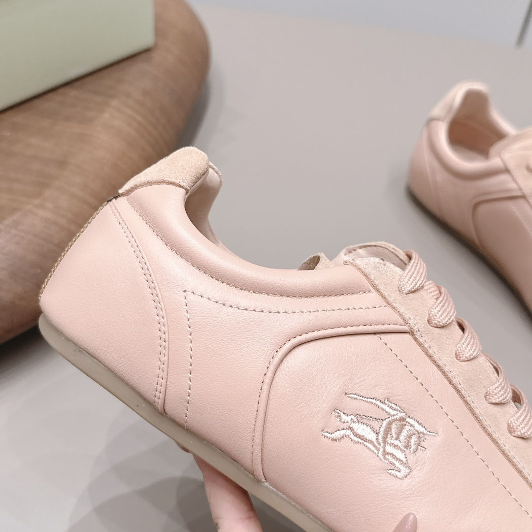 Burberry Suede Knight Runner Sneakers​ - DesignerGu