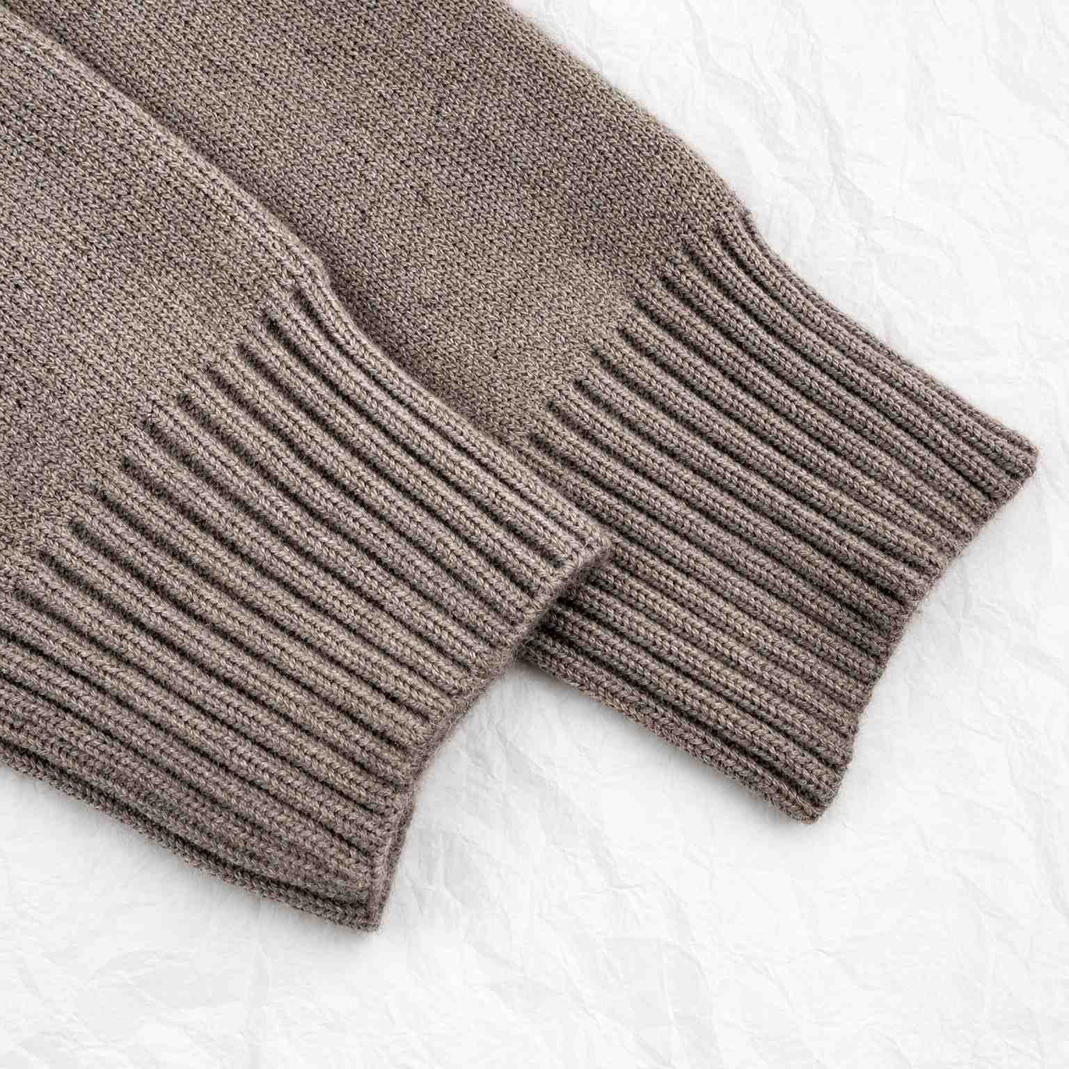 AMI Paris Grey Crewneck Alpaca Sweater With Ami De Coeur - DesignerGu