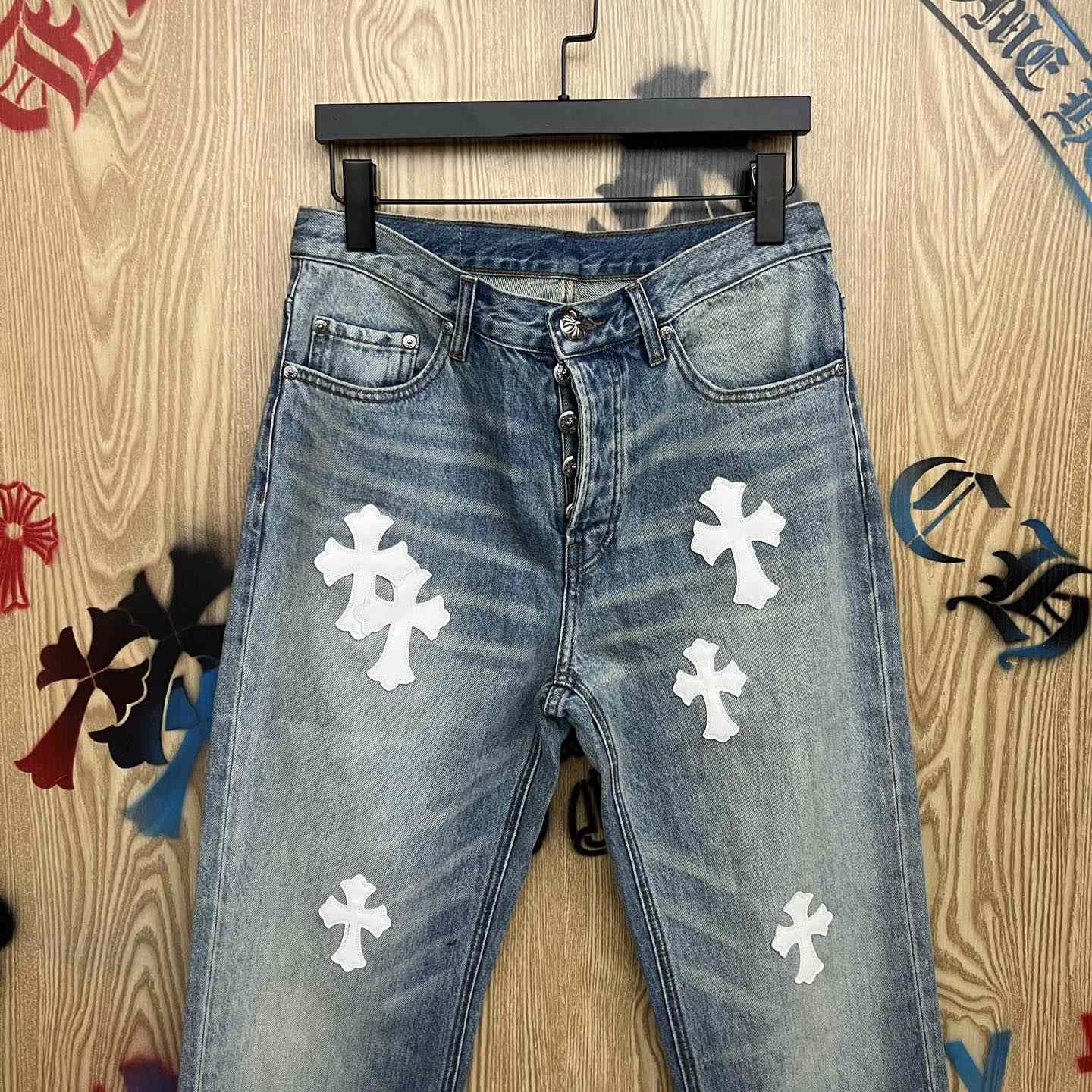 Chrome Hearts  Jeans  - DesignerGu