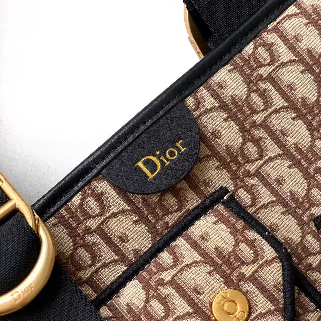 Dior Medium-sized Dior Jett Tote Bag - DesignerGu
