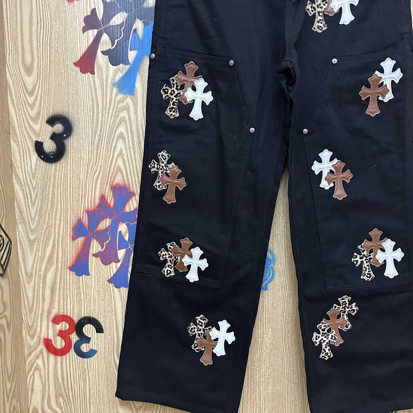 Chrome Hearts  Jeans  - DesignerGu