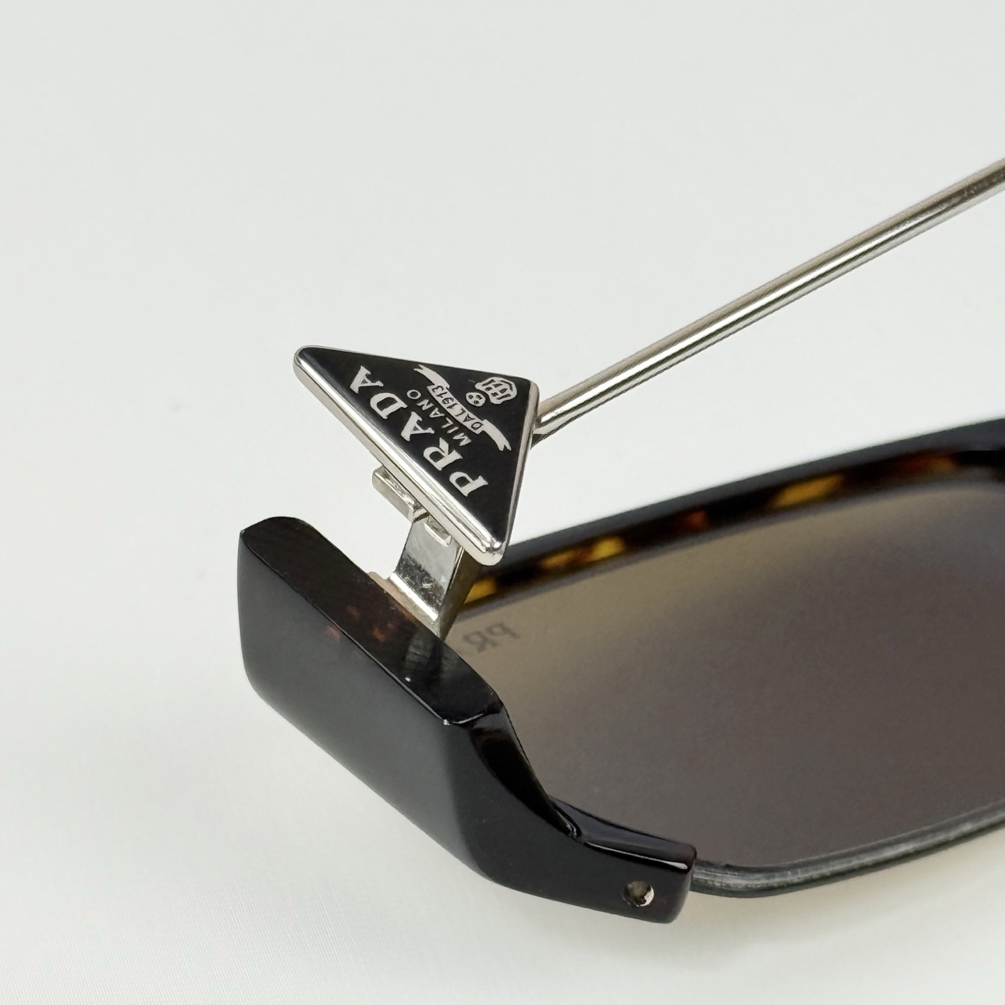 Prada PRD63S Sunglasses     - DesignerGu