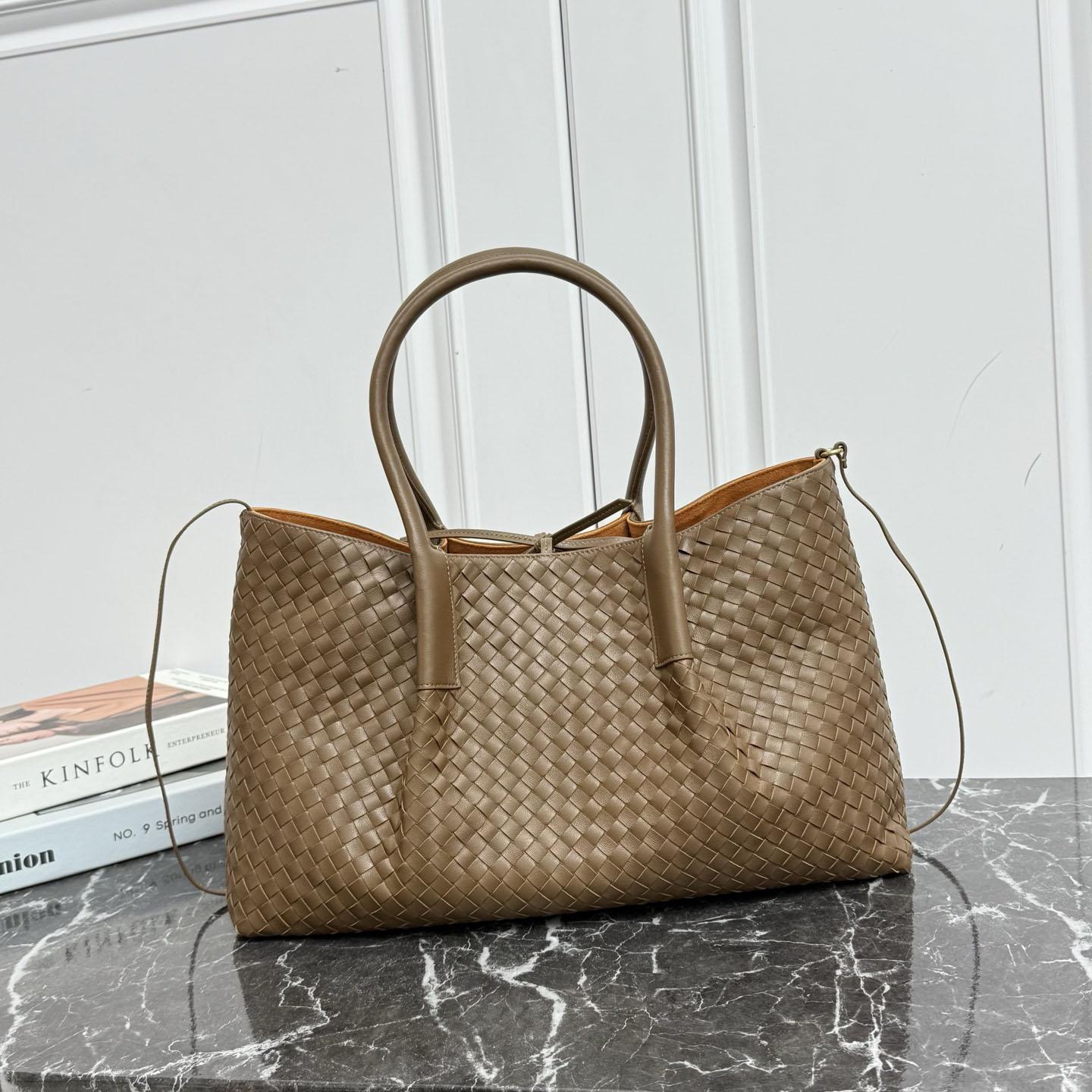 Bottega Veneta Large Pinacoteca - DesignerGu