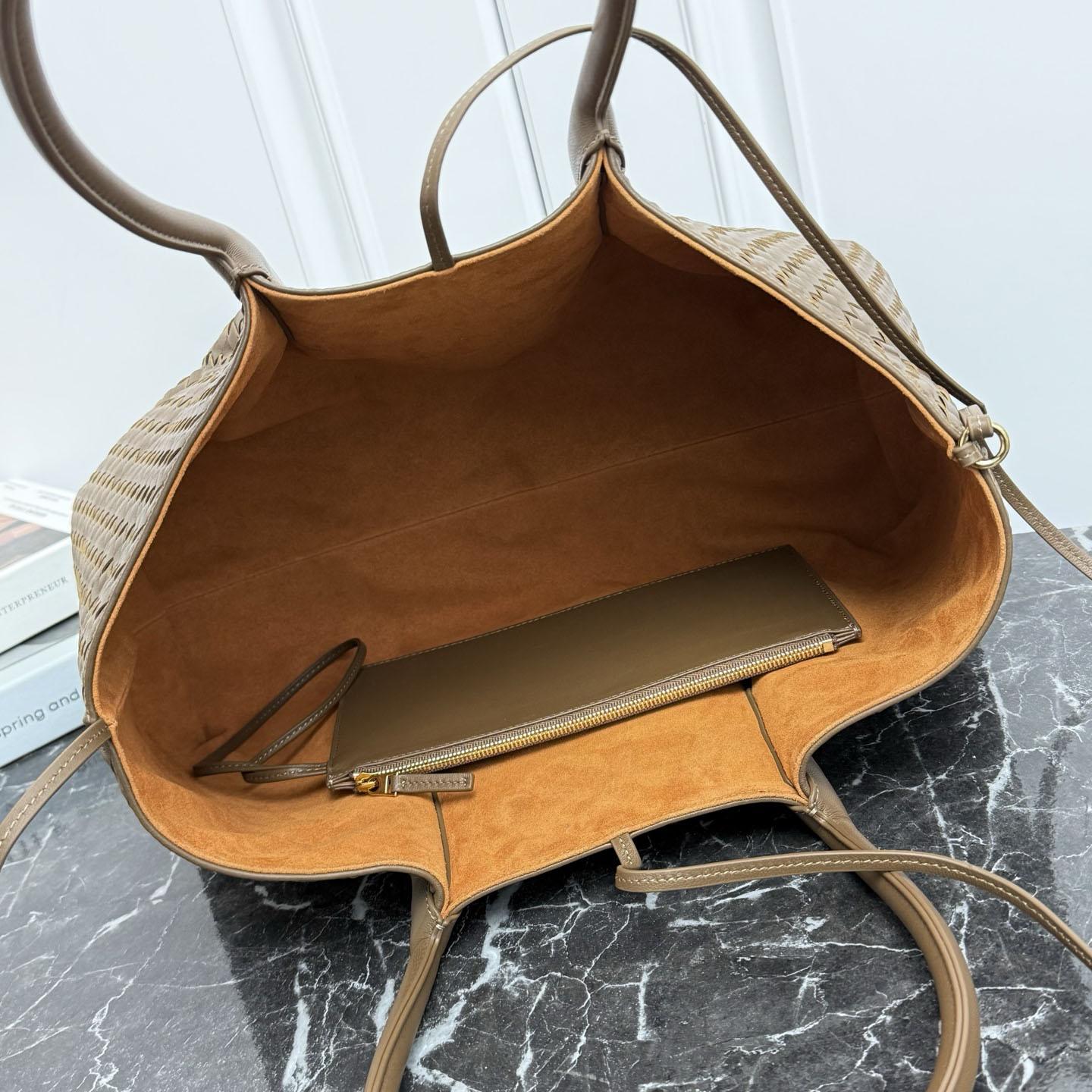 Bottega Veneta Large Pinacoteca - DesignerGu