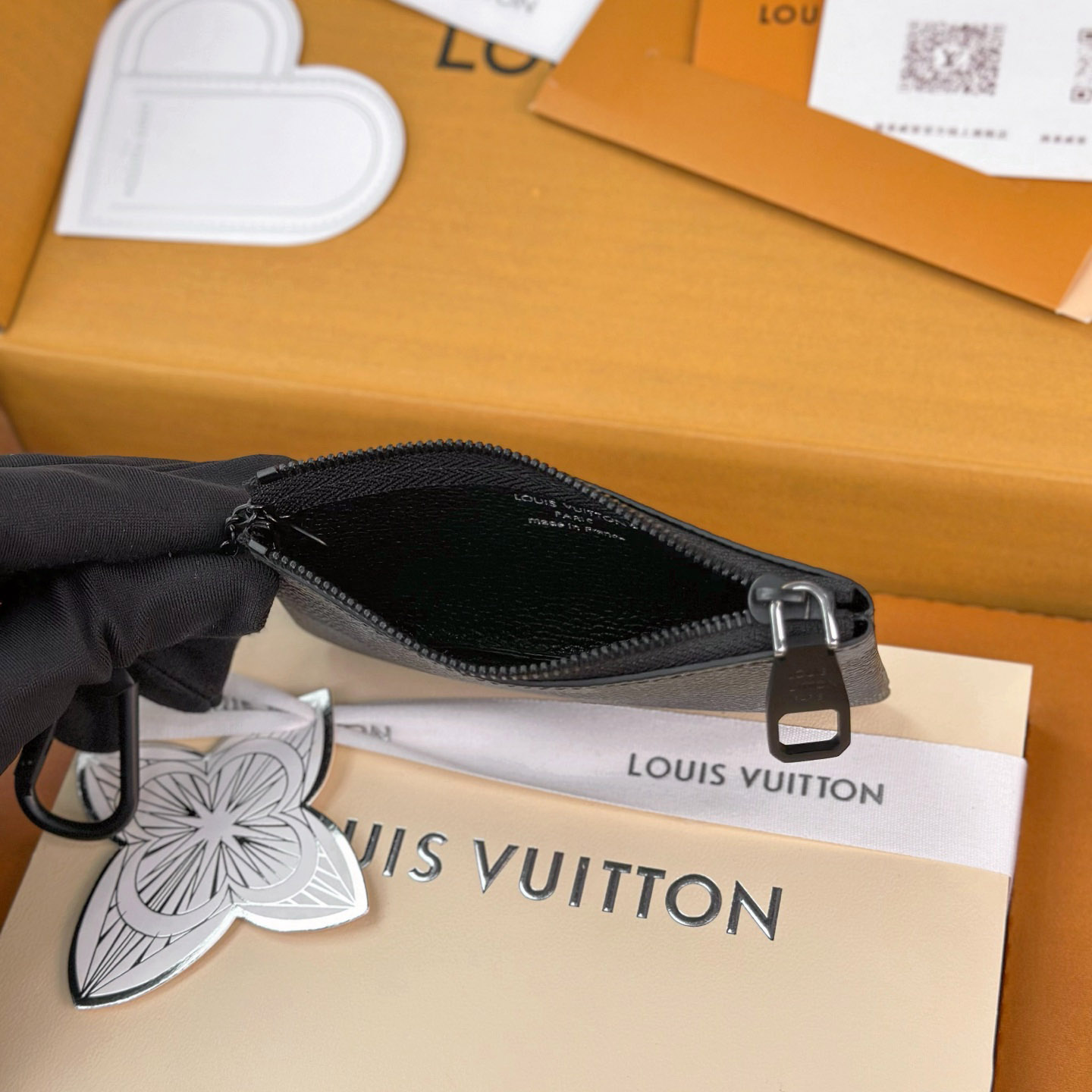 Louis Vuitton Pochette clés XS M28666 - DesignerGu