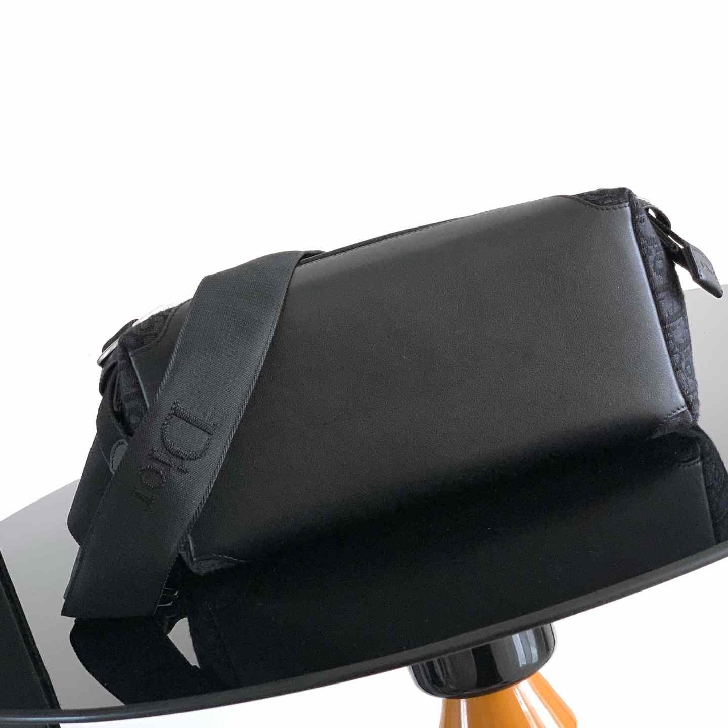 Dior Small Dior Jett Messenger Bag With Flap - DesignerGu