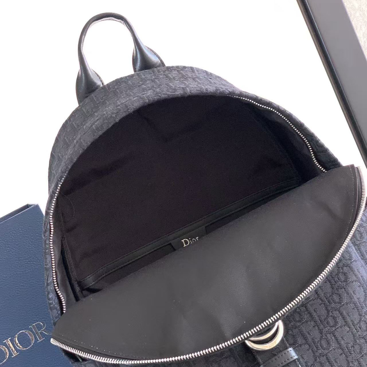 Dior Jett Zipped Backpack - DesignerGu
