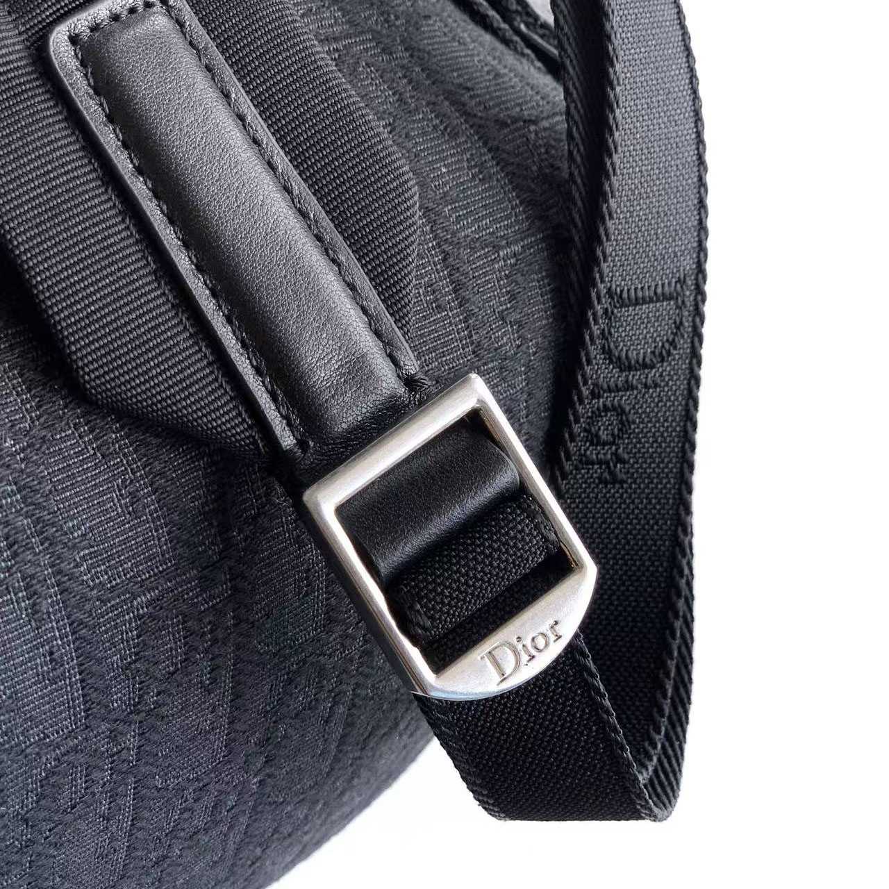 Dior Jett Zipped Backpack - DesignerGu