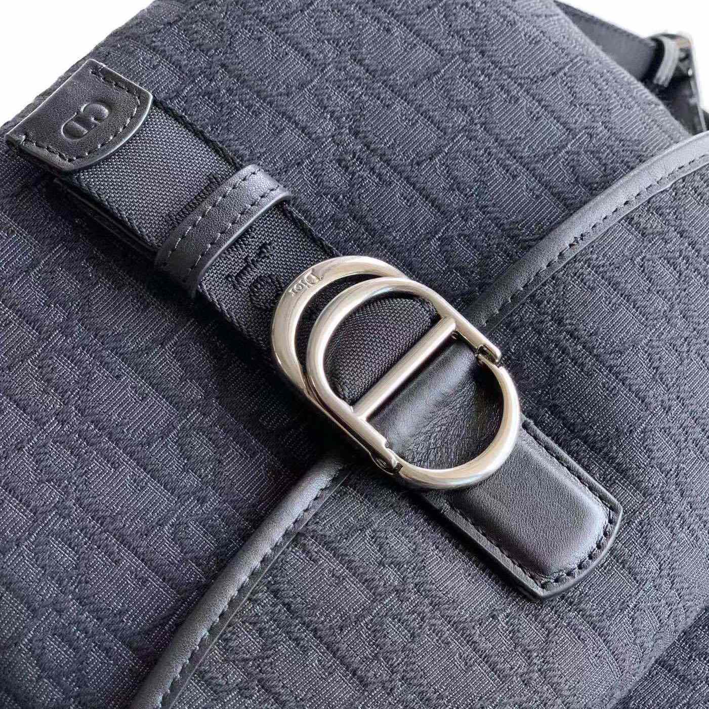 Dior Jett Zipped Backpack - DesignerGu