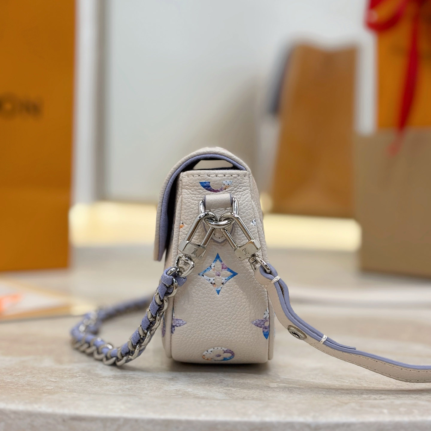 Louis Vuitton Wallet On Chain Ivy M29770 - DesignerGu