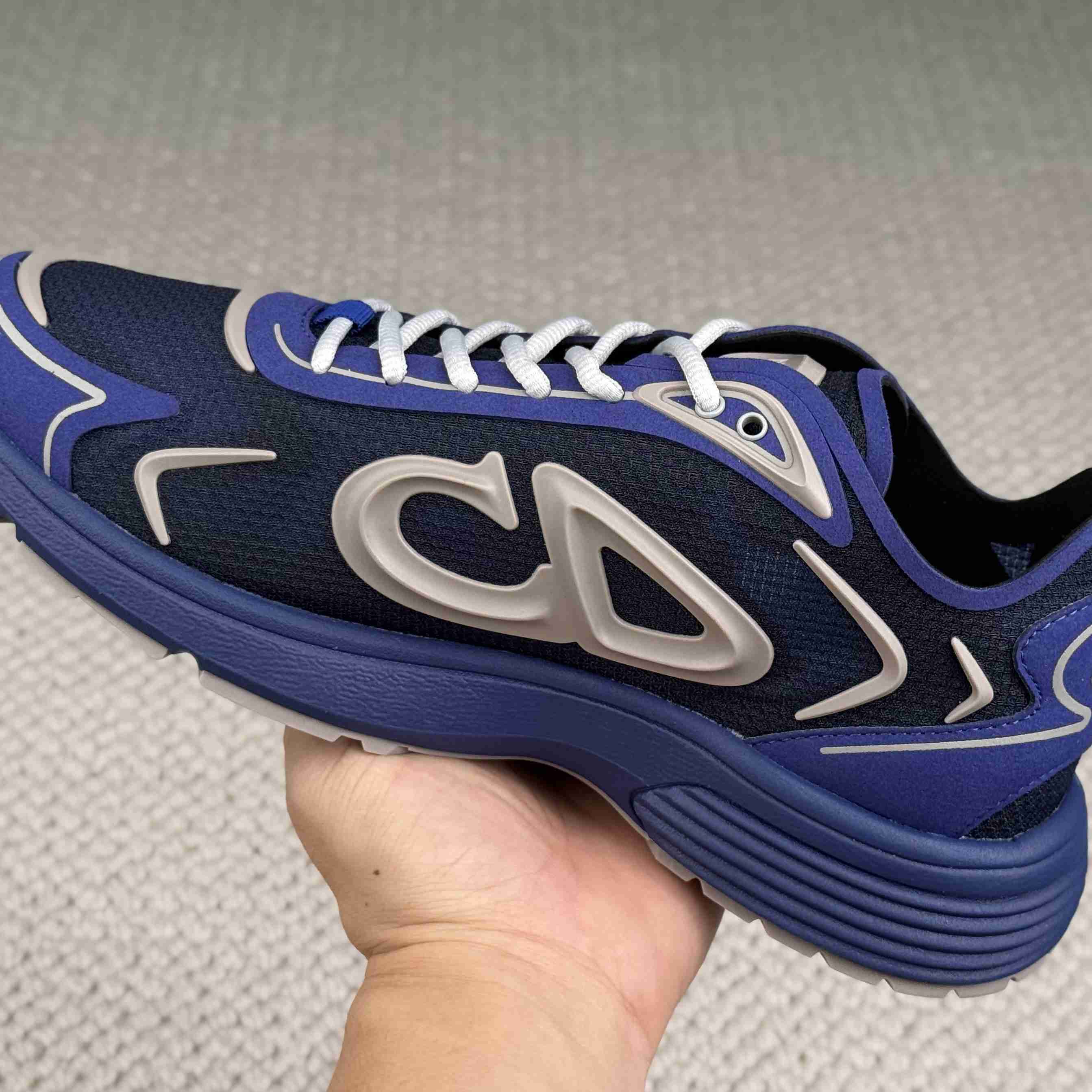 Dior B30 Countdown Tech Sneaker - DesignerGu