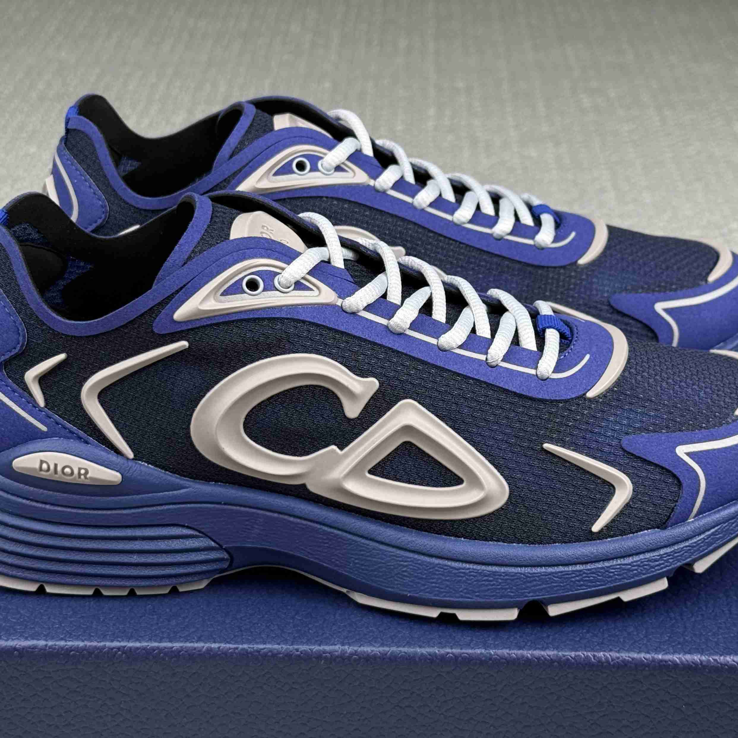 Dior B30 Countdown Tech Sneaker - DesignerGu
