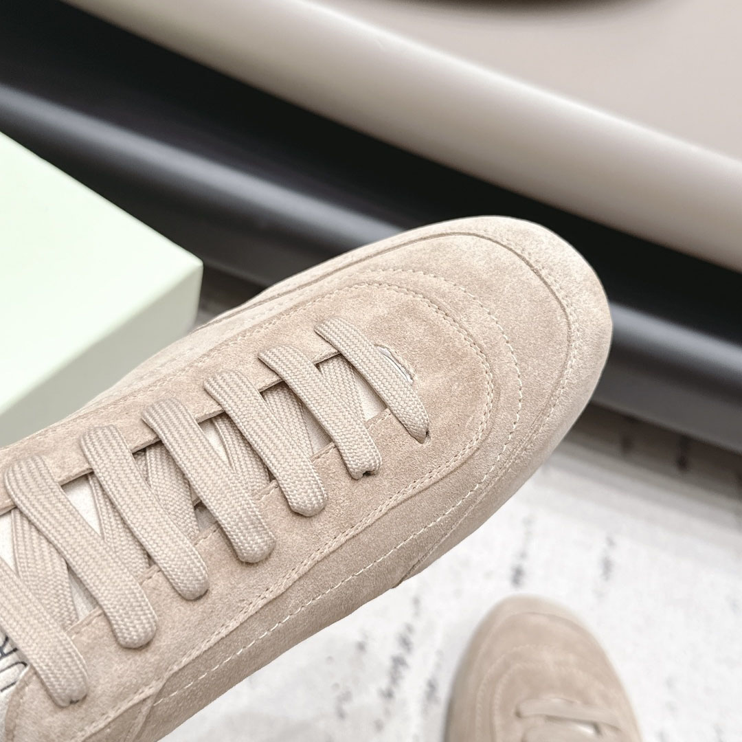 Burberry Suede Knight Runner Sneakers​ - DesignerGu