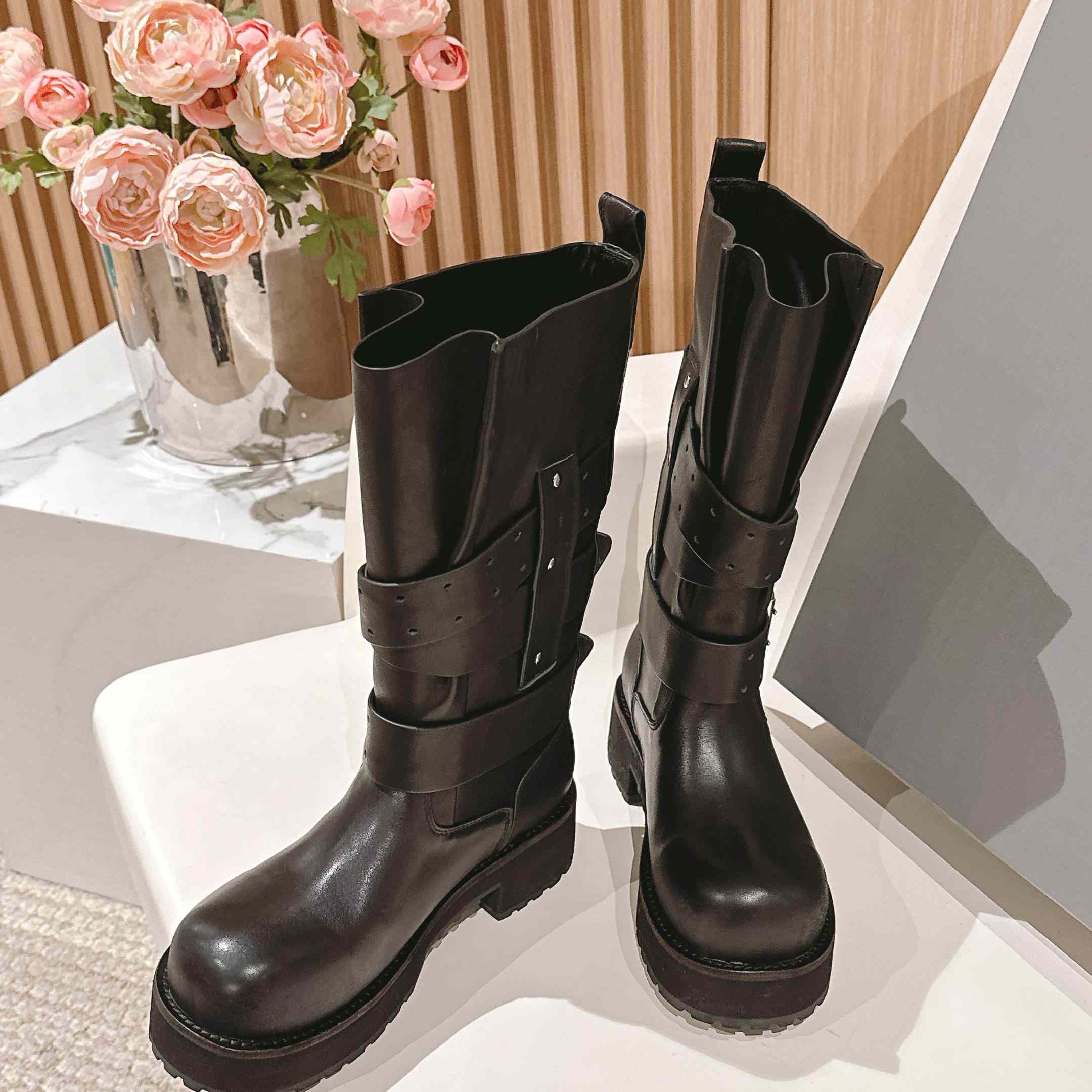 Balenciaga Venom High Boot In Black - DesignerGu