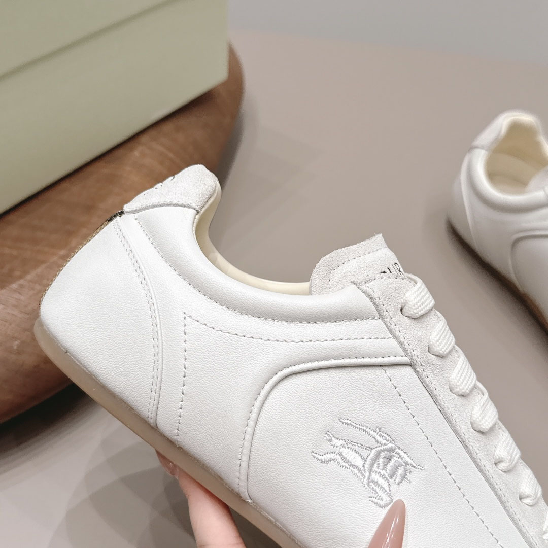 Burberry Suede Knight Runner Sneakers​ - DesignerGu