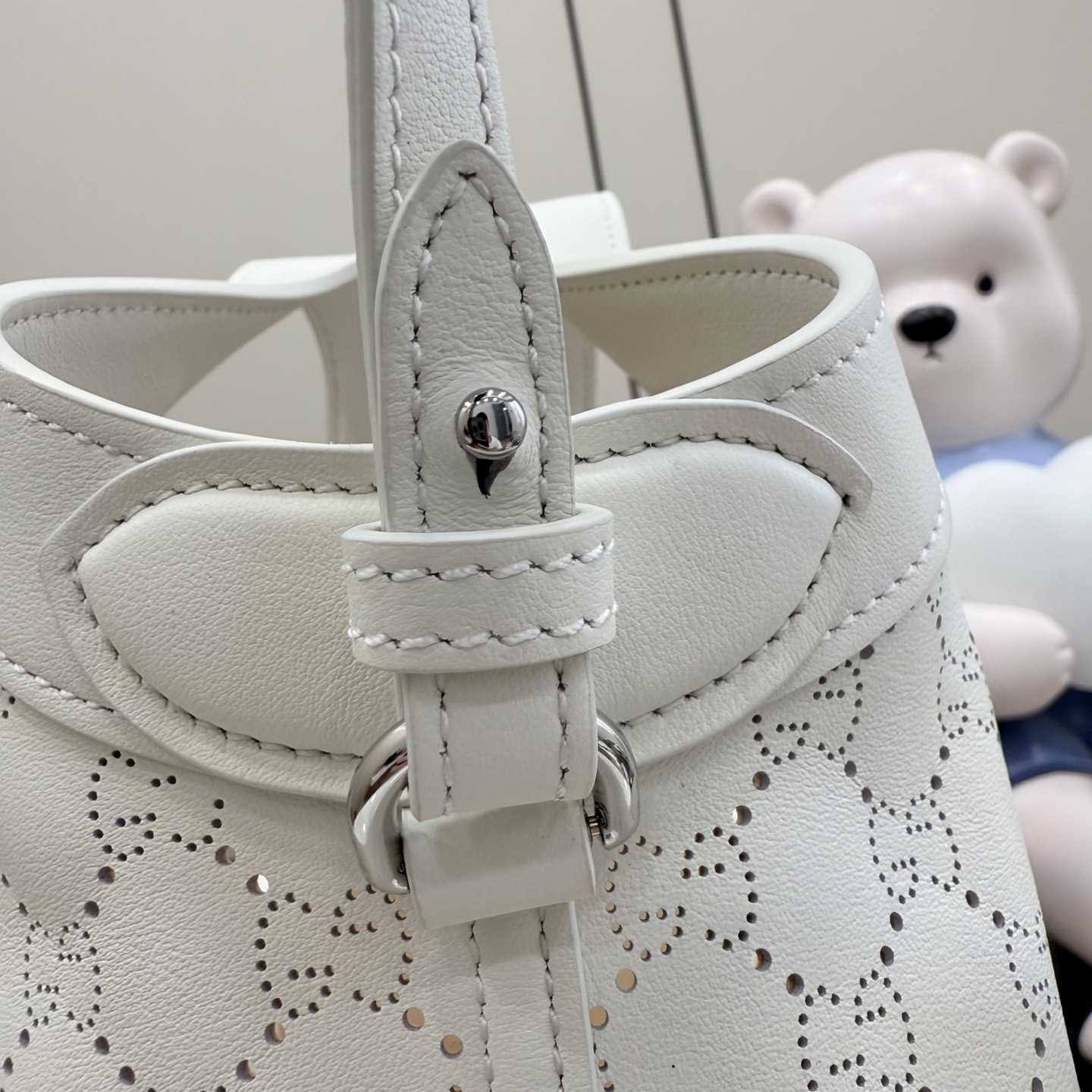 Gucci Giglio Small Tote Bag 860845 - DesignerGu