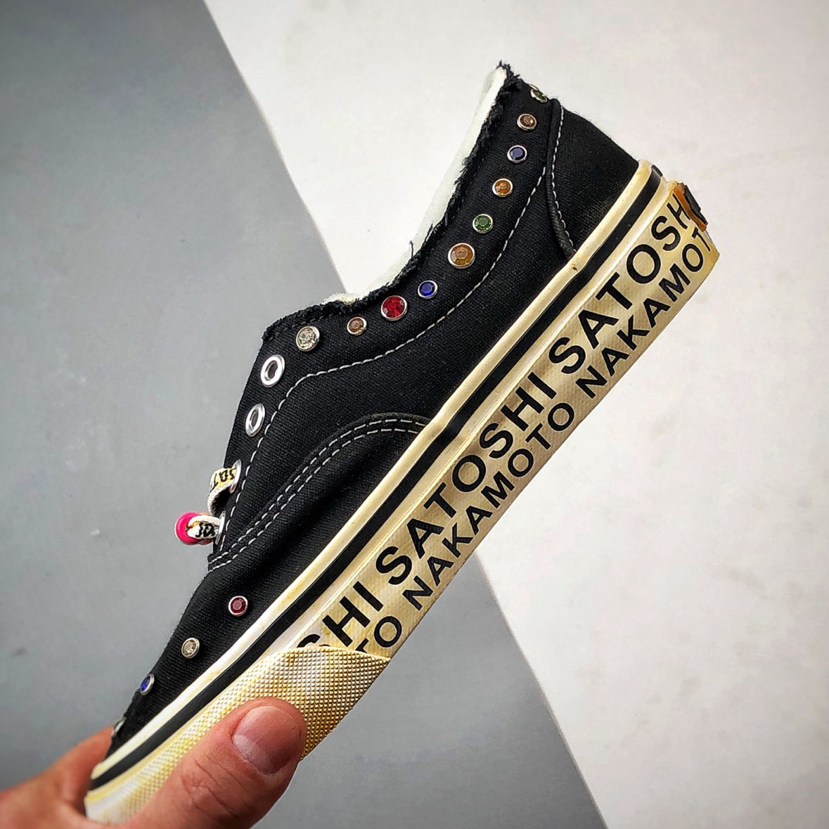 Vans X Satoshi Nakamoto Era 95 Luy Charms Sneaker - DesignerGu