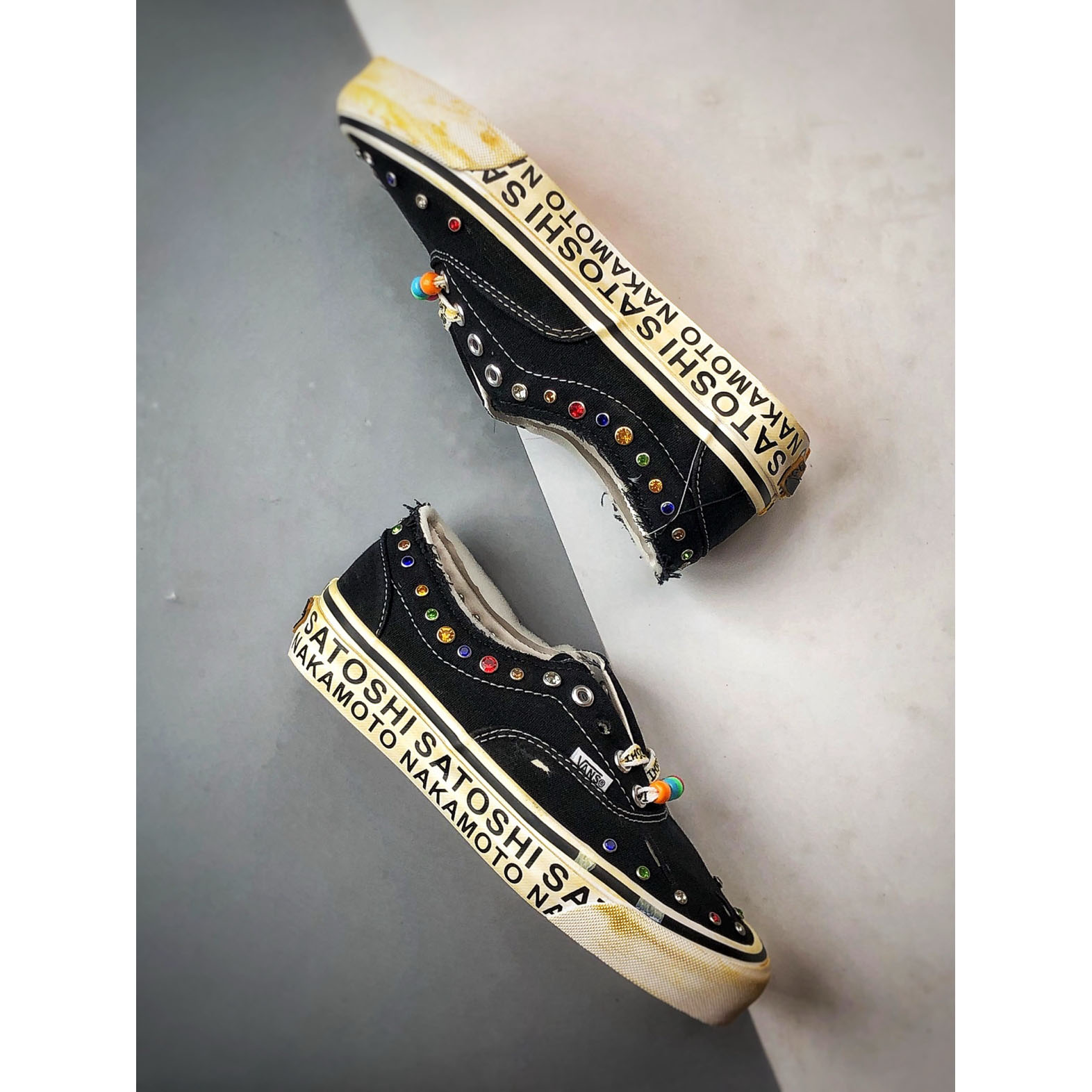Vans X Satoshi Nakamoto Era 95 Luy Charms Sneaker - DesignerGu