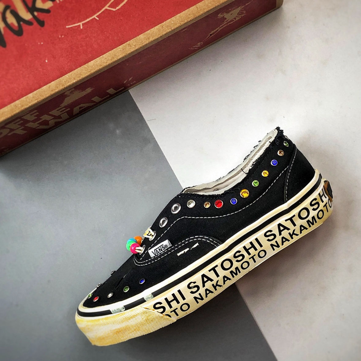 Vans X Satoshi Nakamoto Era 95 Luy Charms Sneaker - DesignerGu