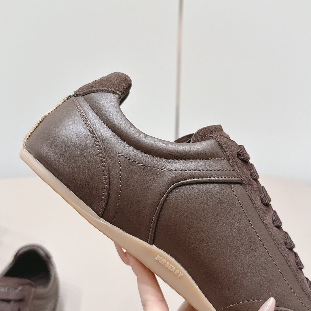 Burberry Suede Knight Runner Sneakers​ - DesignerGu