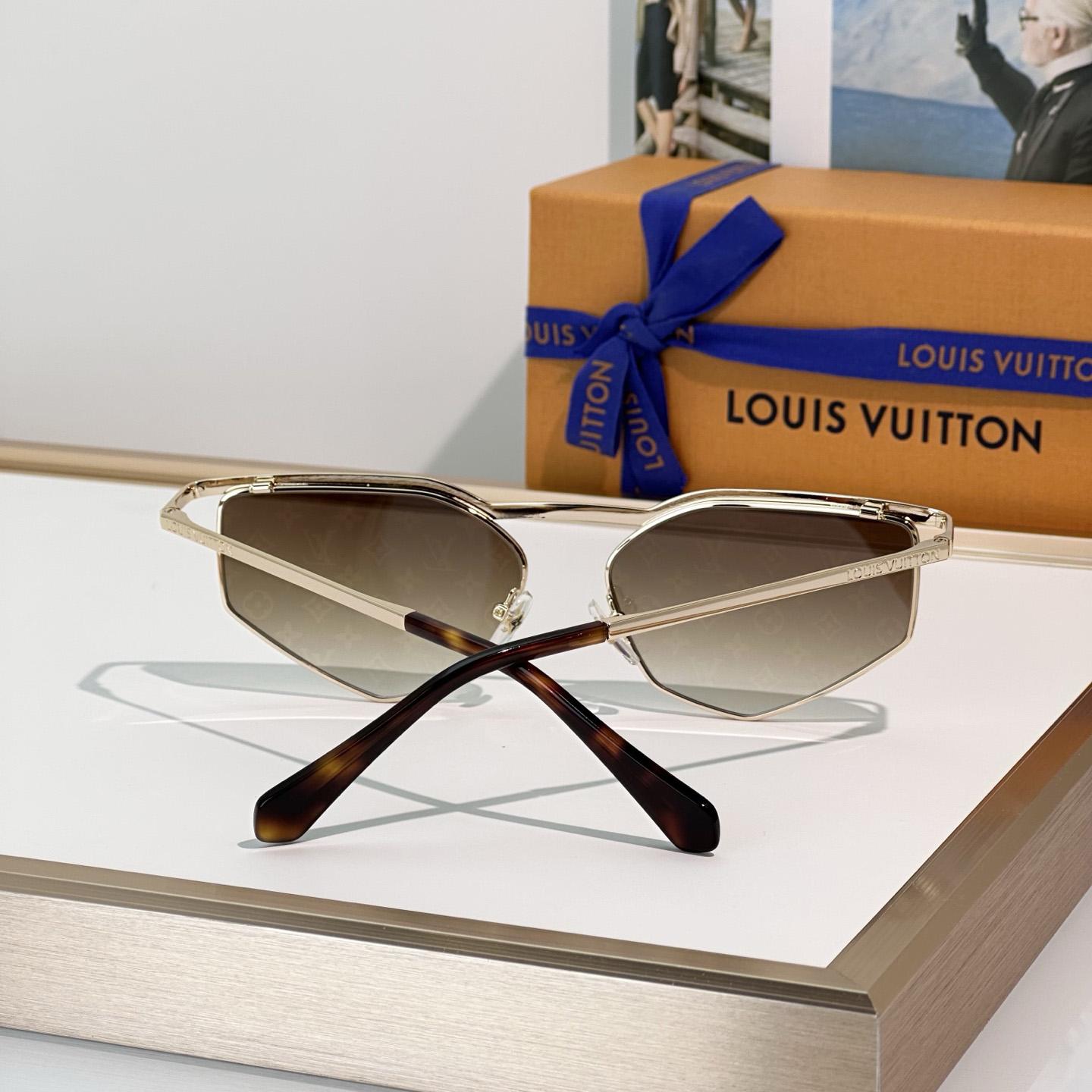 Louis Vuitton Z2786U Sunglasses   - DesignerGu