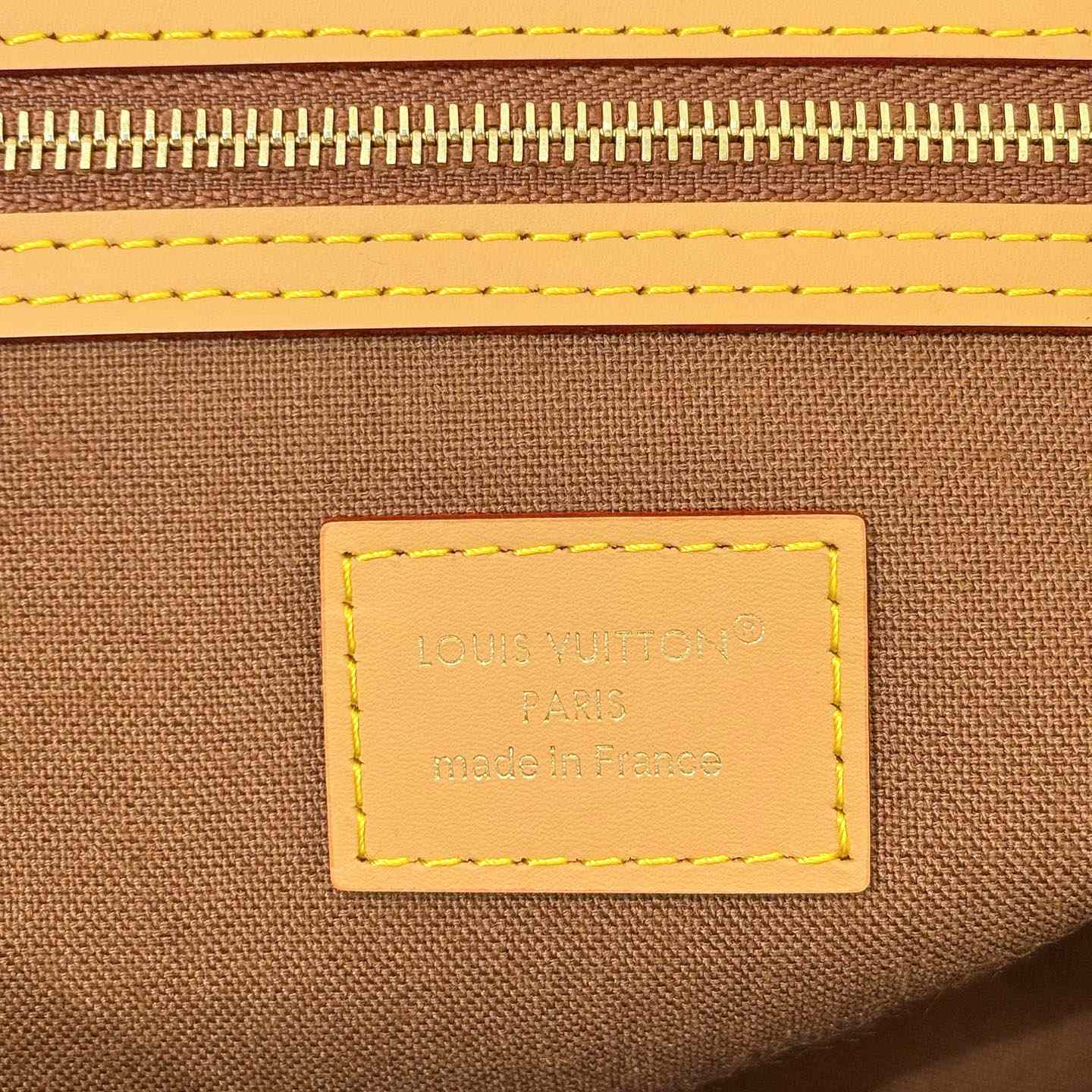 Louis Vuitton Nevereverfull Cargo M2A617 - DesignerGu