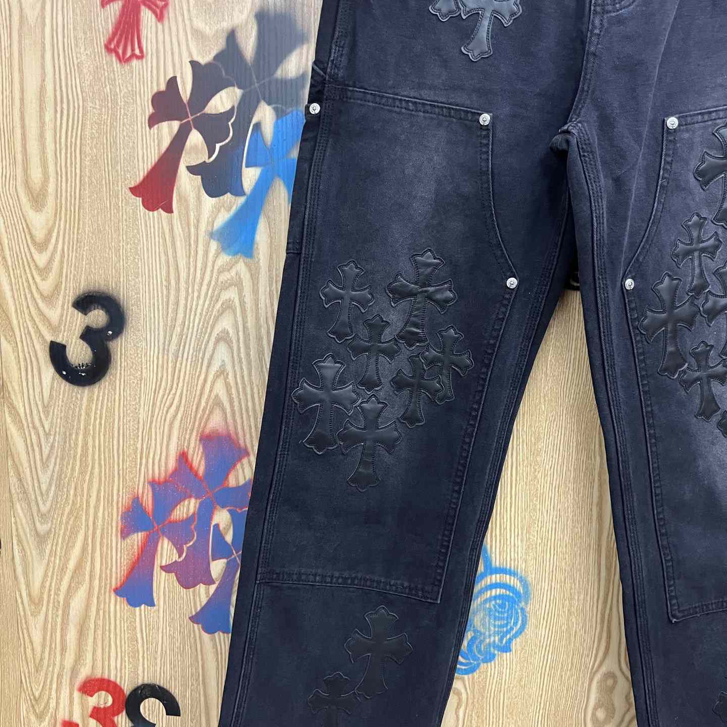Chrome Hearts  Jeans  - DesignerGu