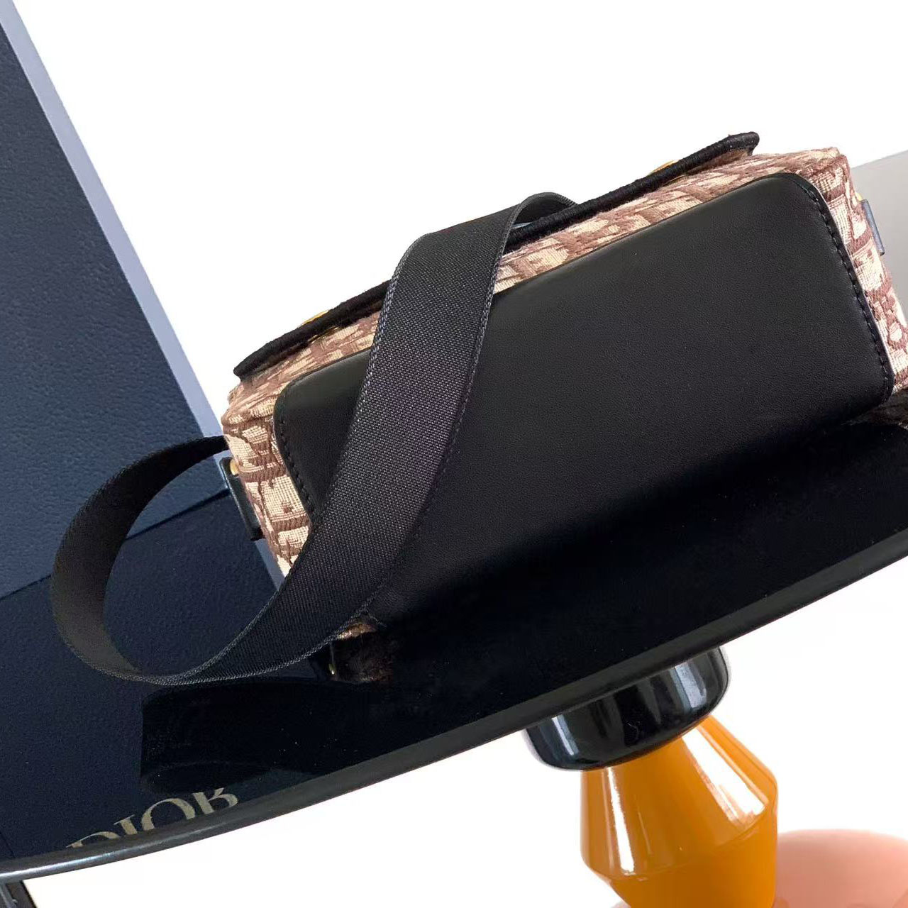 Dior Mini Pocket Dior Jett Zipped Messenger Bag - DesignerGu
