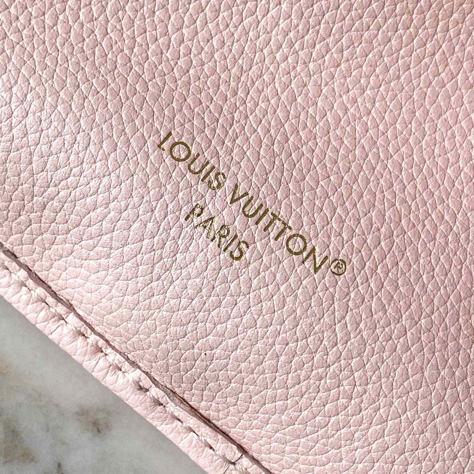 Louis Vuitton Neverfull Inside Out BB M2A466 - DesignerGu