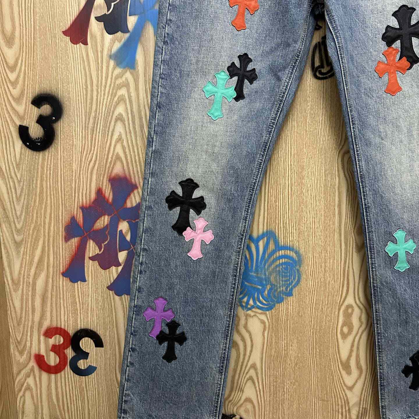 Chrome Hearts  Jeans  - DesignerGu