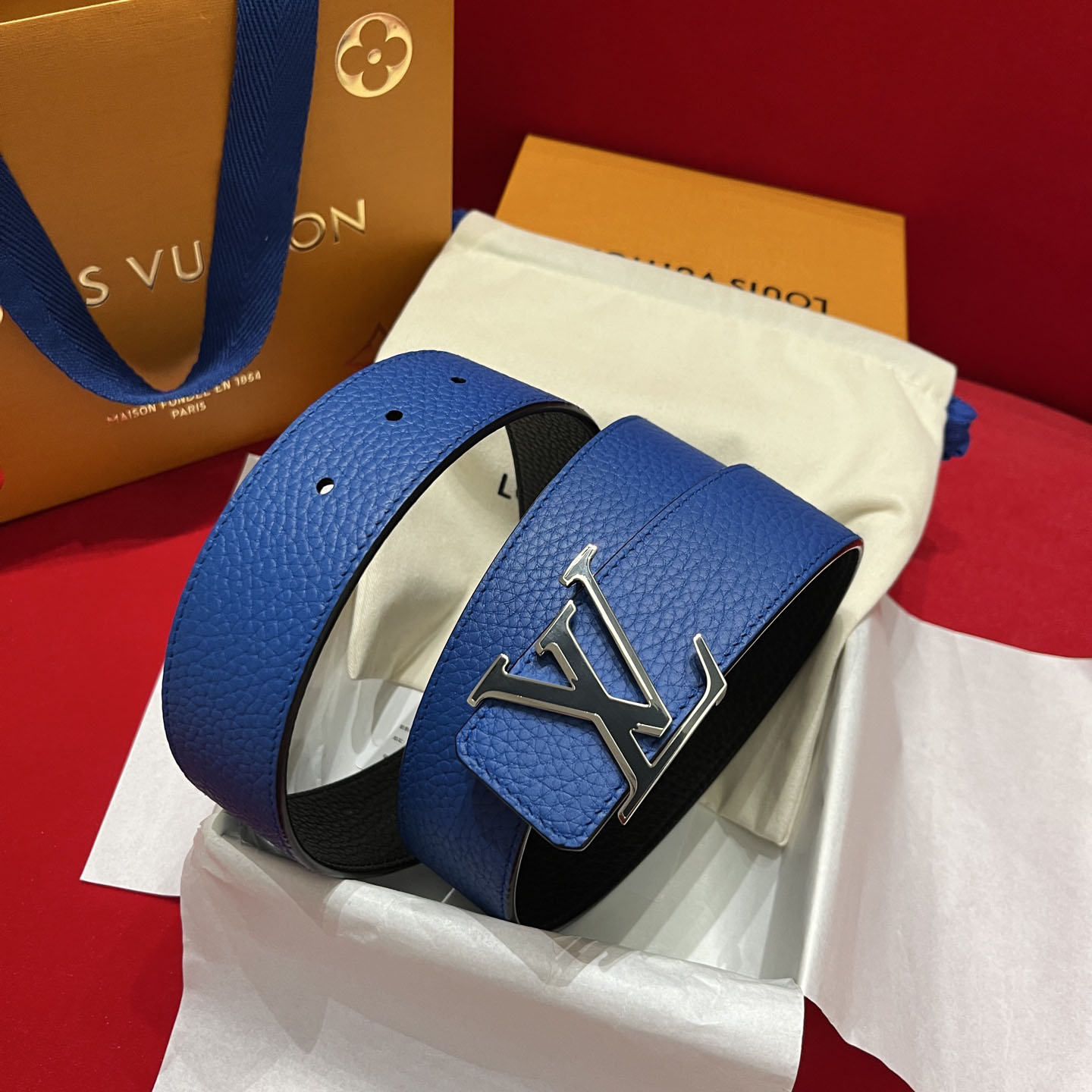 Louis Vuitton 40mm Reversible Belt - DesignerGu