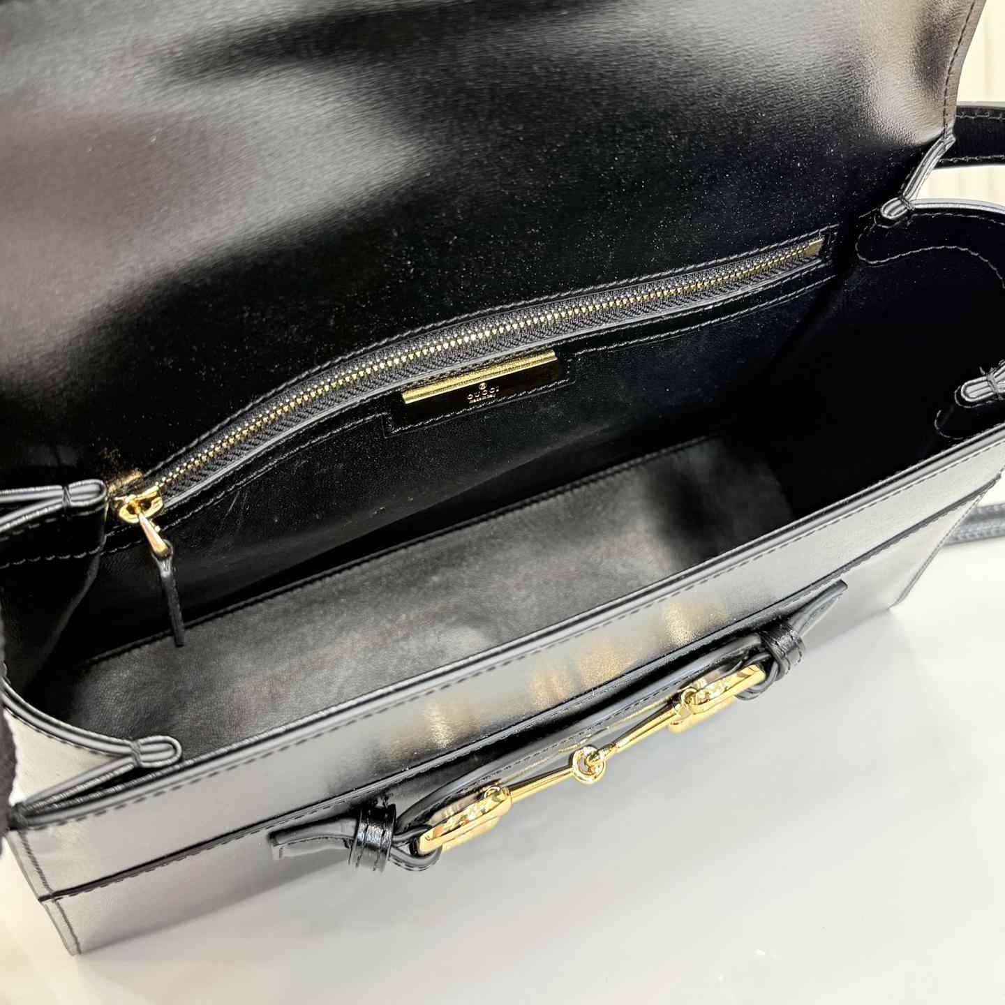 Gucci Horsebit Duomo Medium Top Handle Bag A006N6 - DesignerGu