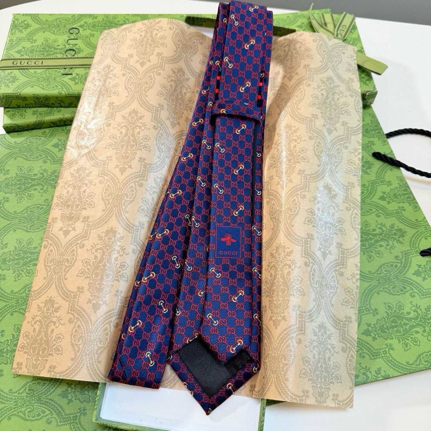 Gucci GG Silk Jacquard Tie - DesignerGu