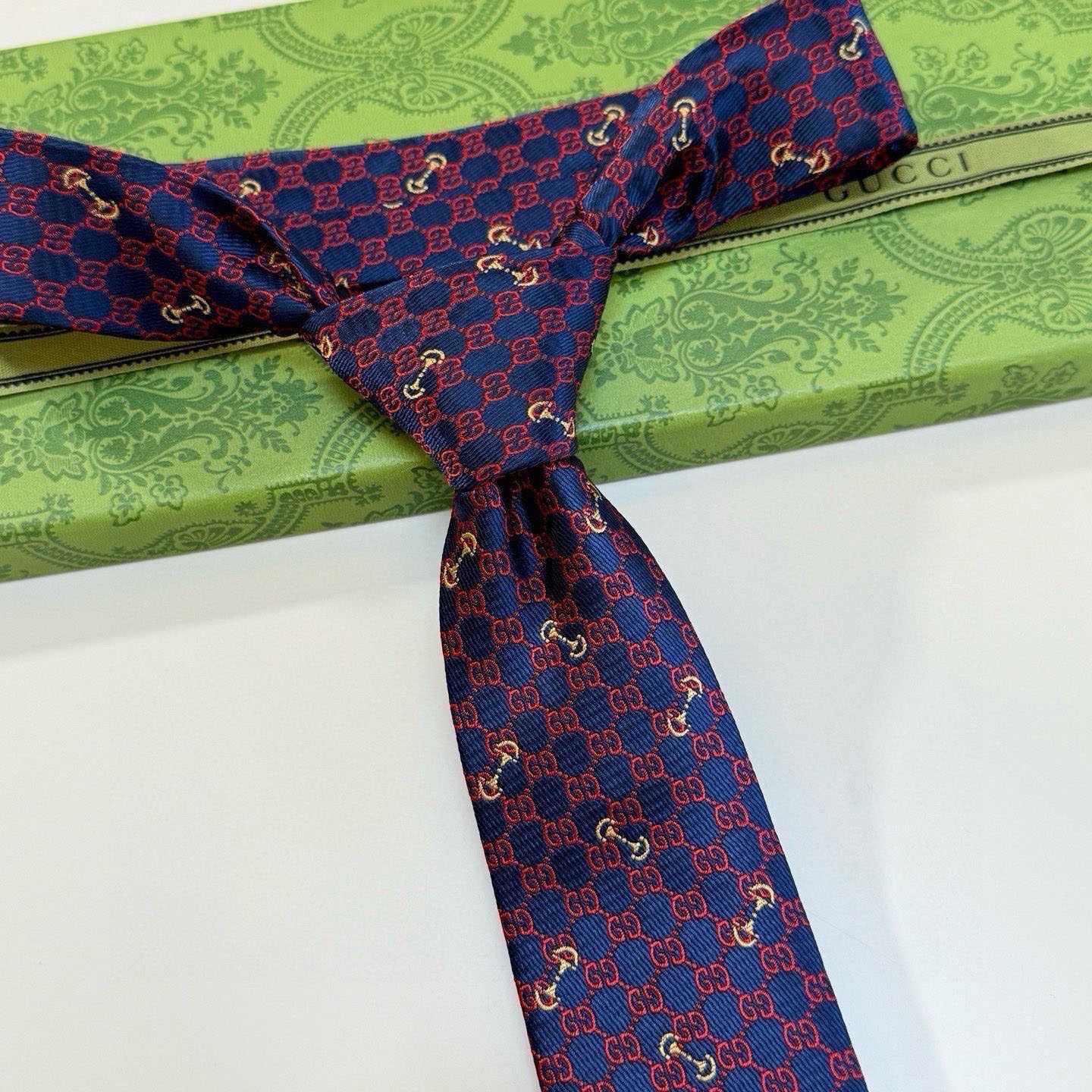Gucci GG Silk Jacquard Tie - DesignerGu