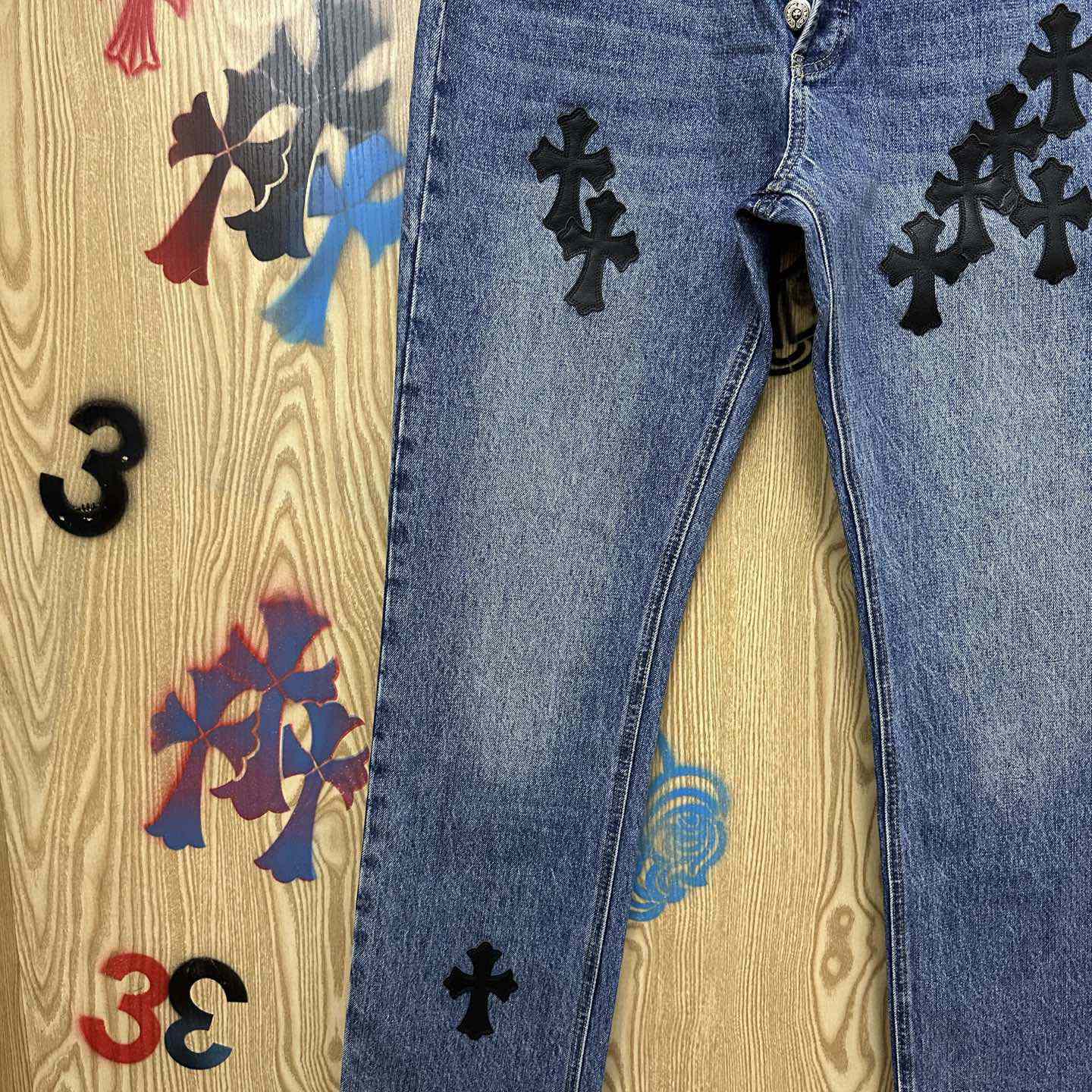 Chrome Hearts  Jeans  - DesignerGu